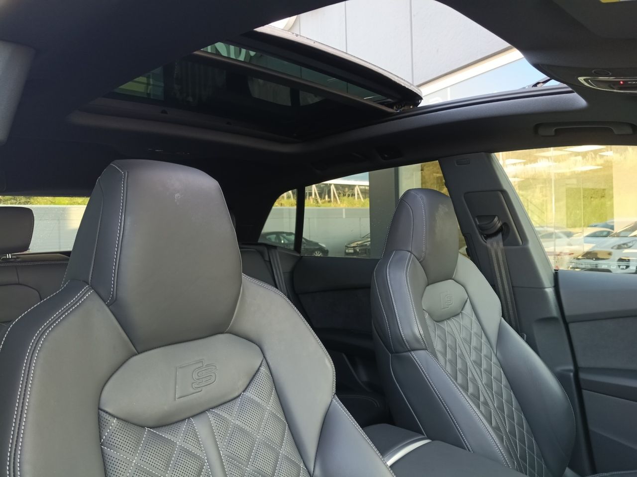 bg