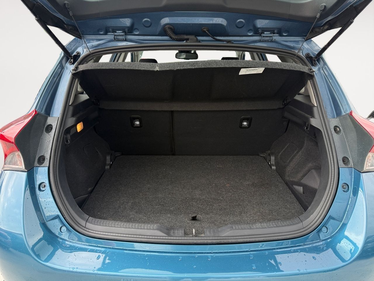 bg