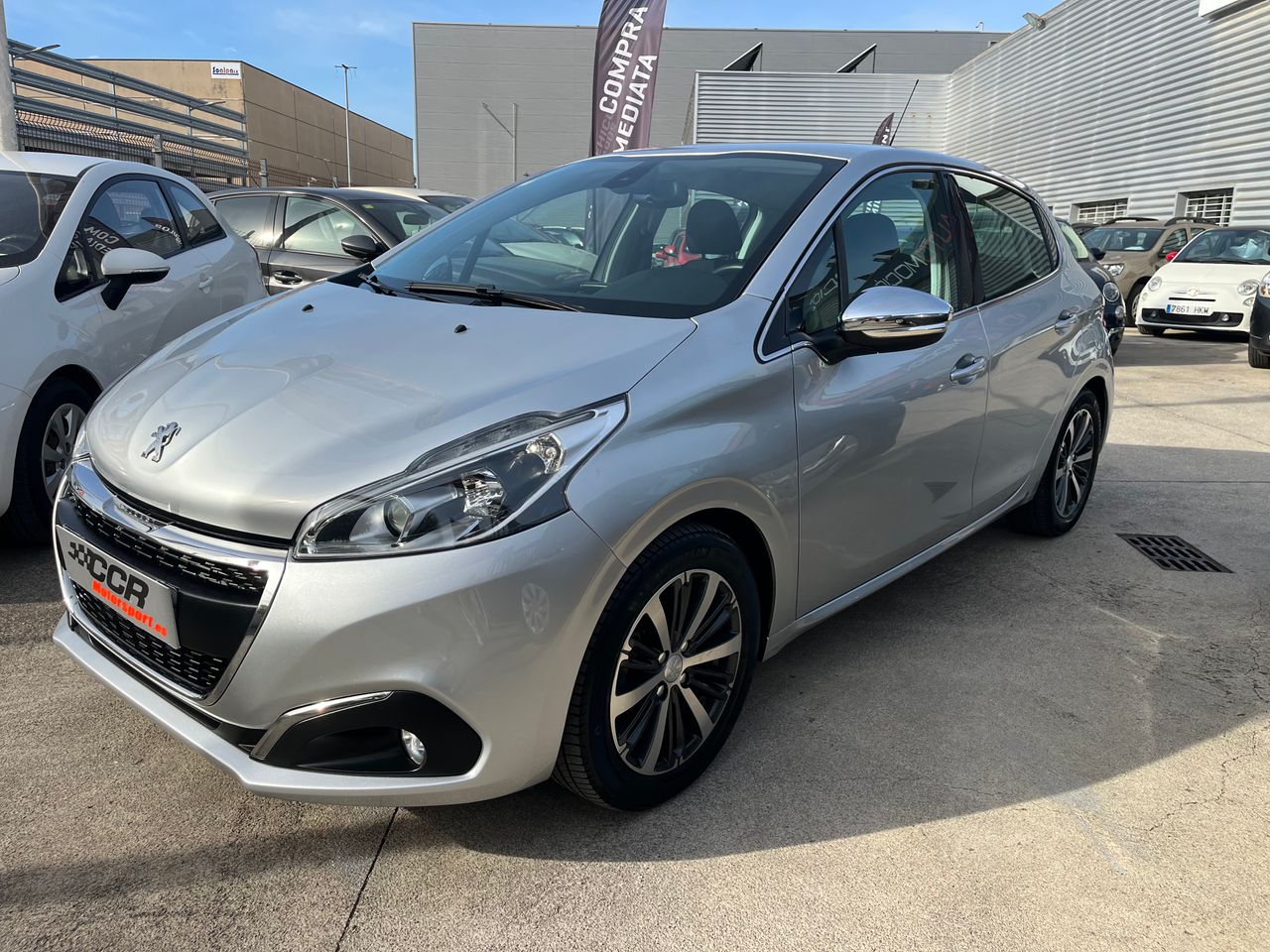 Peugeot 208 cambio manual  de segunda mano - peugeot 208 2018 /