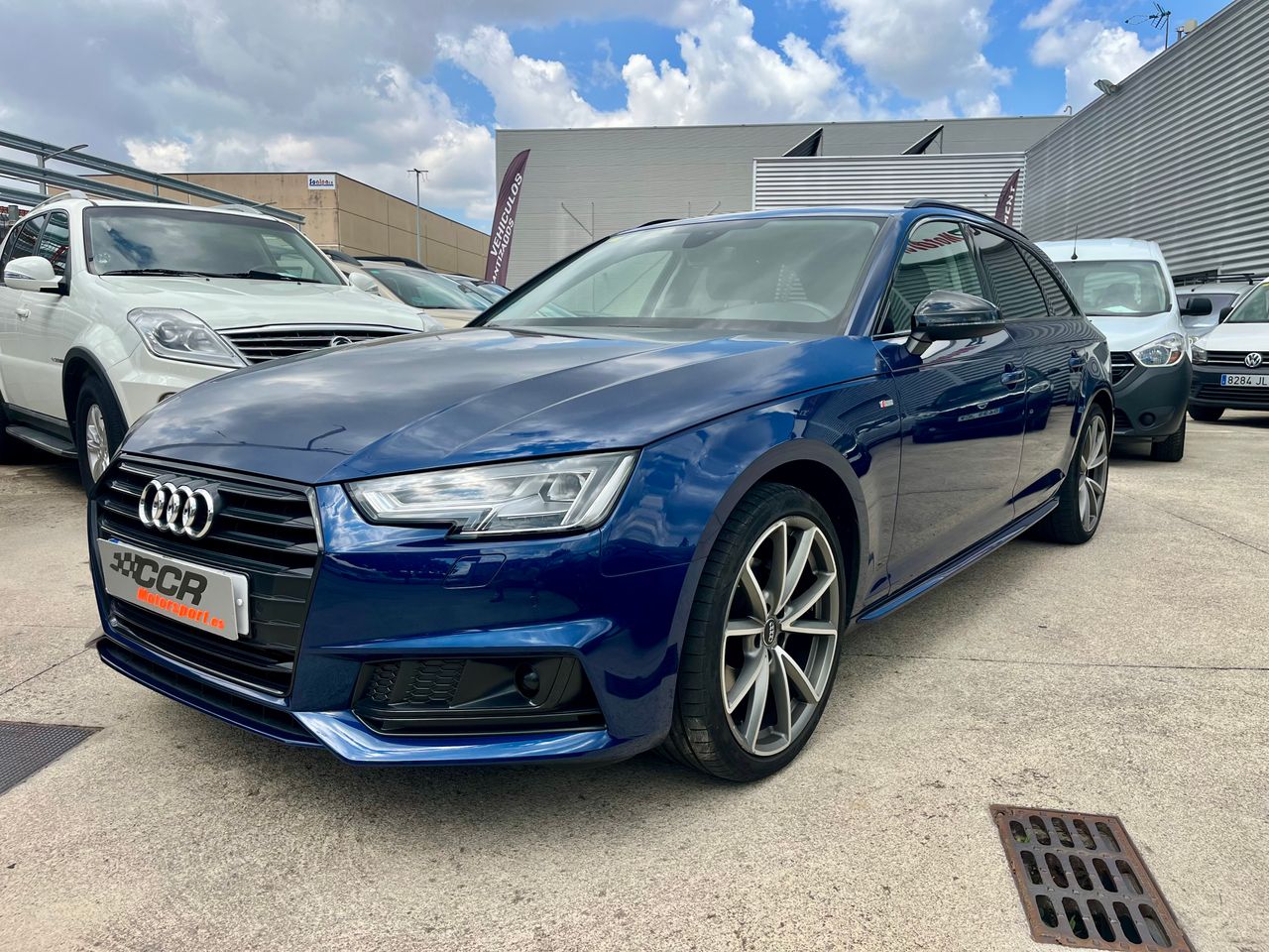 audi a4 2018 /