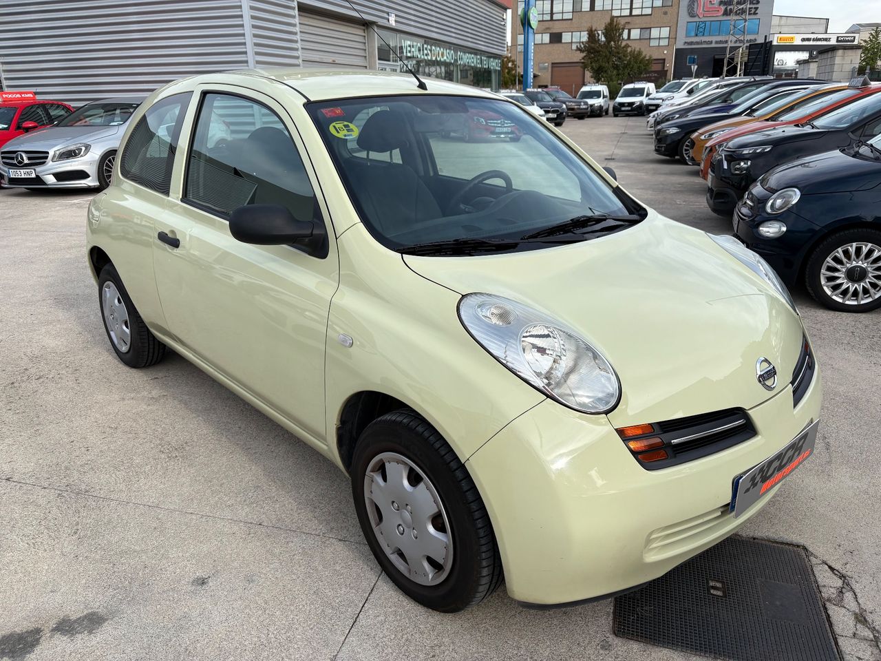 Nissan Micra 3p 1.2i - foto 3
