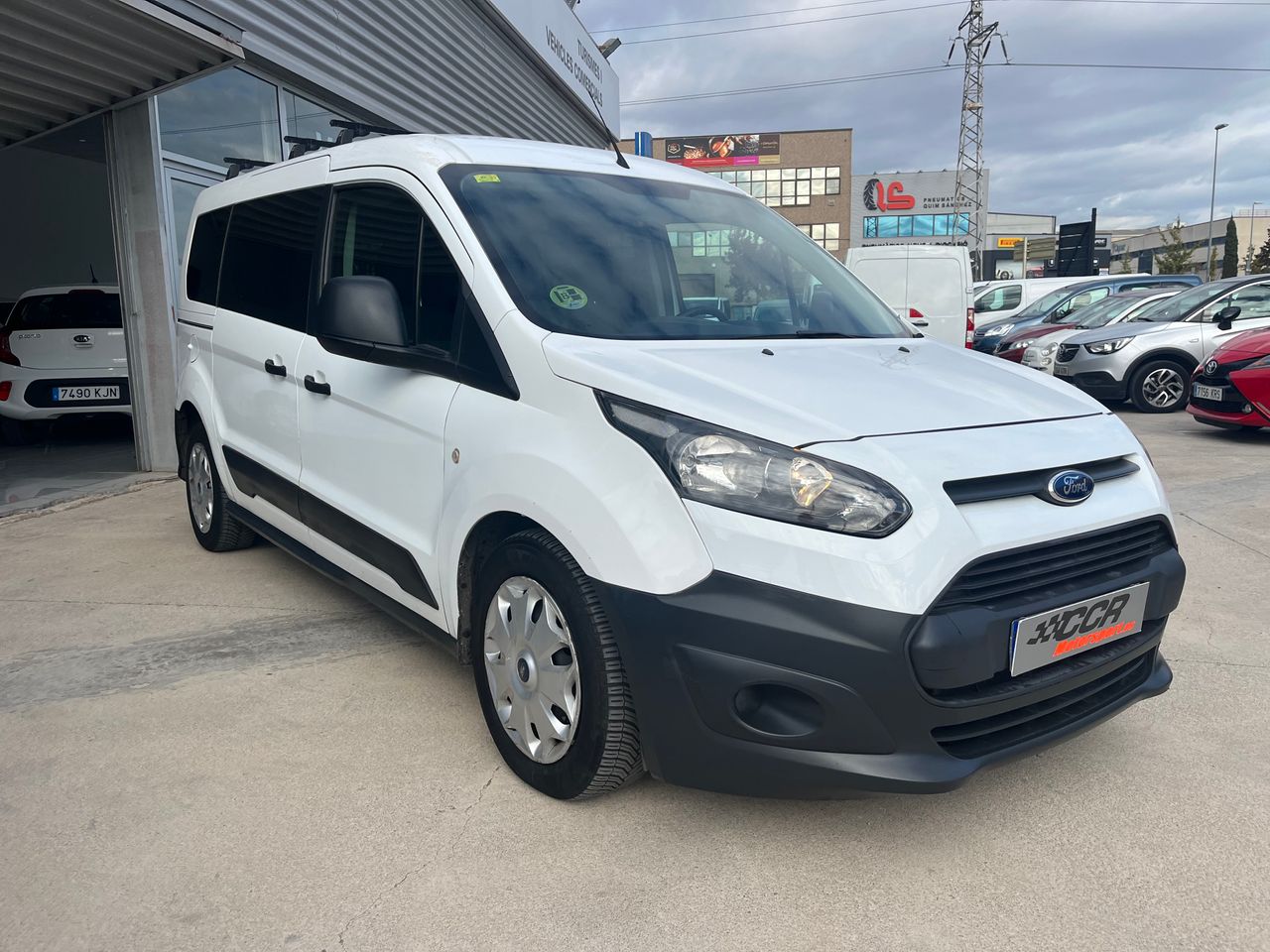 foto de ford tourneo connect de segunda mano