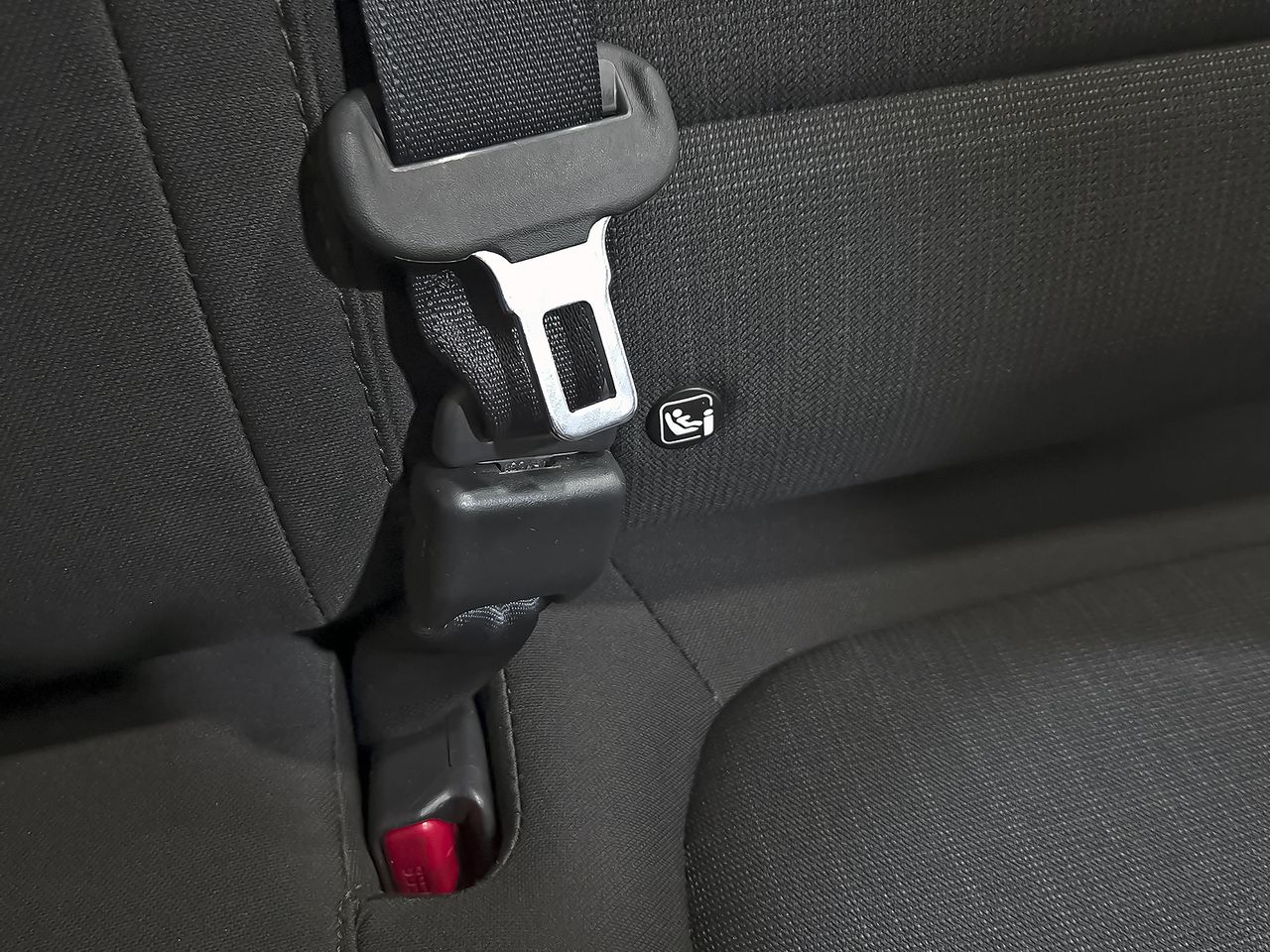 Hyundai Kona 1.6 GDI HEV Tecno 2C DCT - foto 39