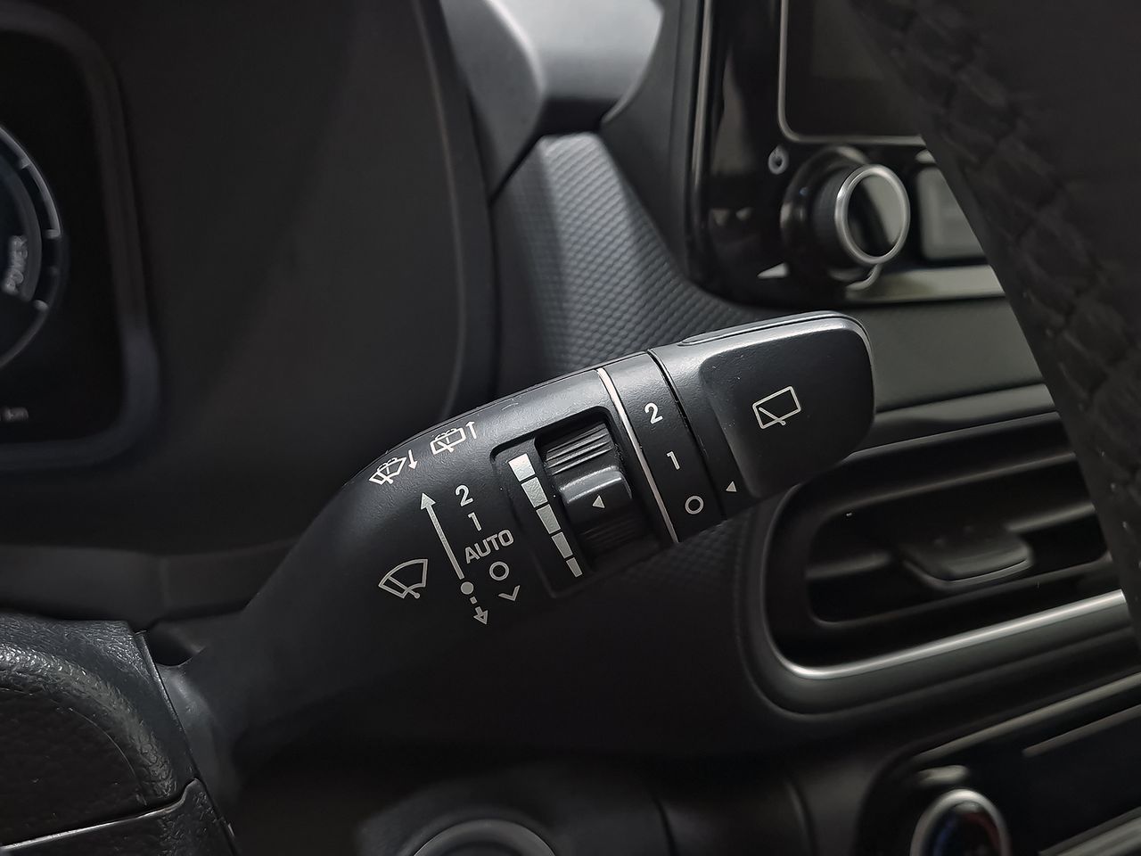 Hyundai Kona 1.6 GDI HEV Tecno 2C DCT - foto 15