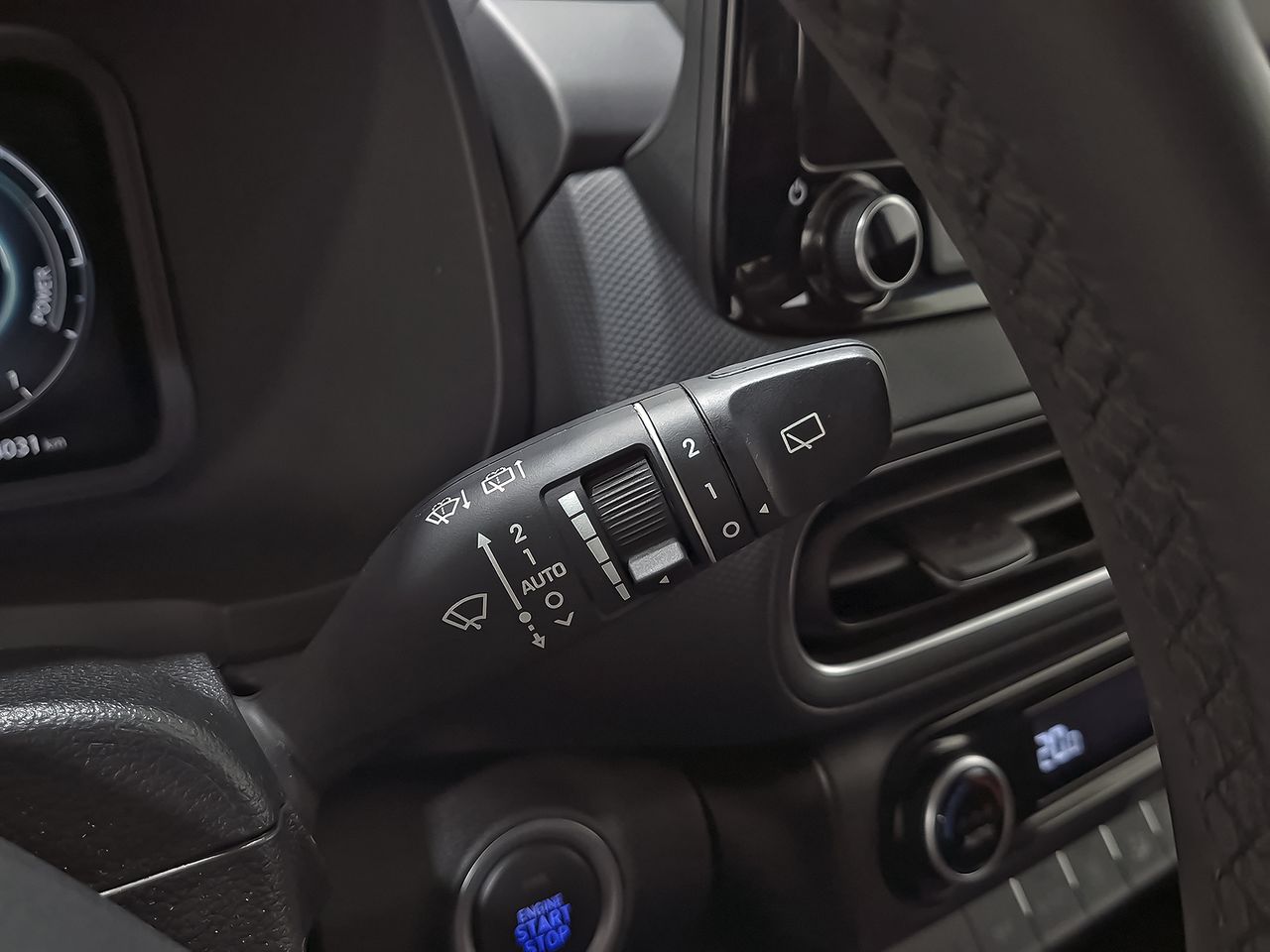 Hyundai Kona 1.6 GDI HEV Tecno 2C DCT - foto 15