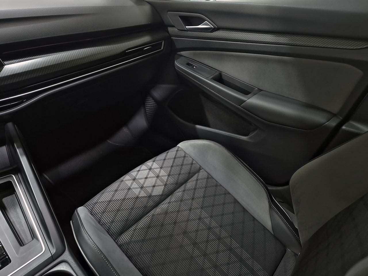 Volkswagen Golf R-Line 1.5 eTSI 110kW (150CV) DSG - foto 32