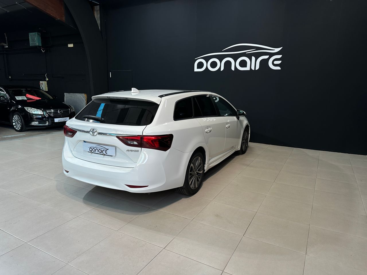 toyota avensis 2017 / foto grande (3)