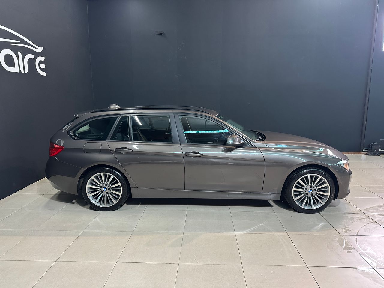 BMW Serie 3 318d Touring - foto 14