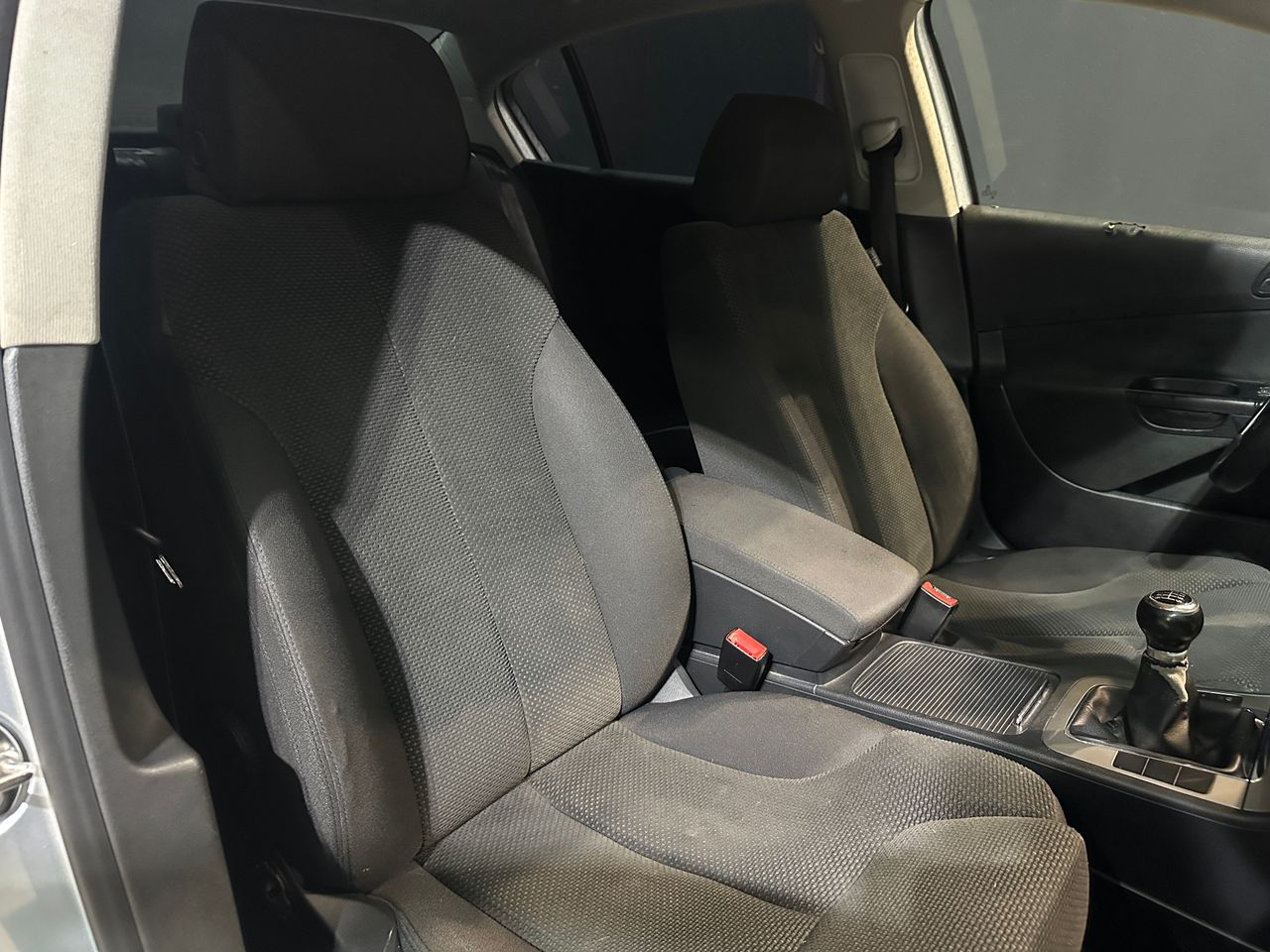 Volkswagen Passat 2.0 TDI 140cv DPF Highline - foto 6