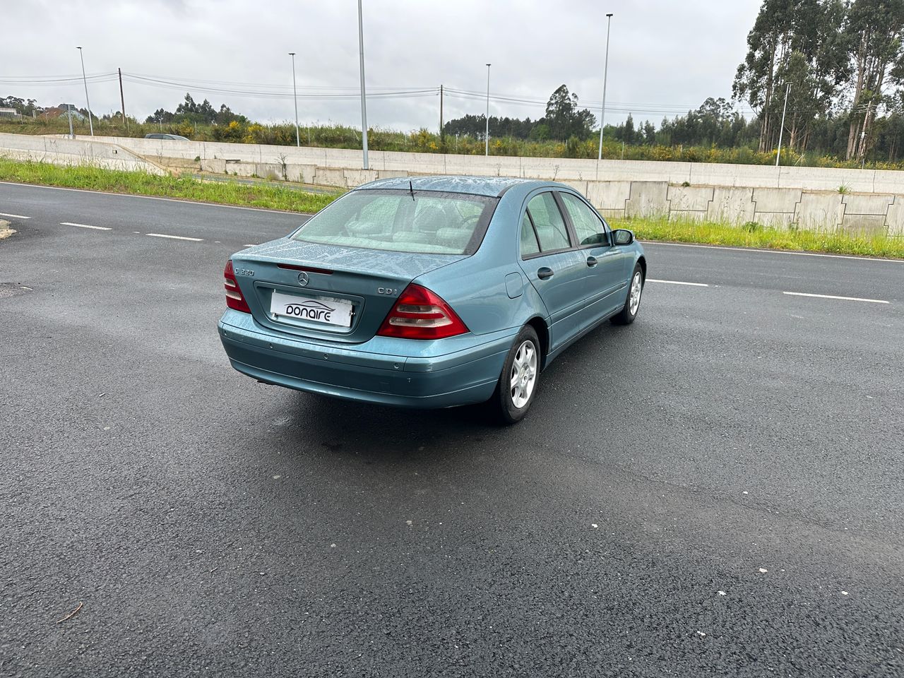 mercedes clase c 2002 / foto grande (3)