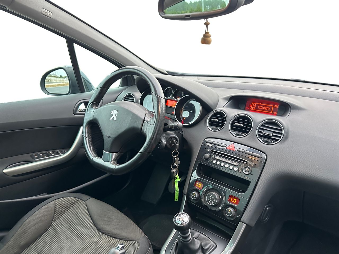 Peugeot 308 SW Active 1.6 e-HDI 115 FAP - foto 6