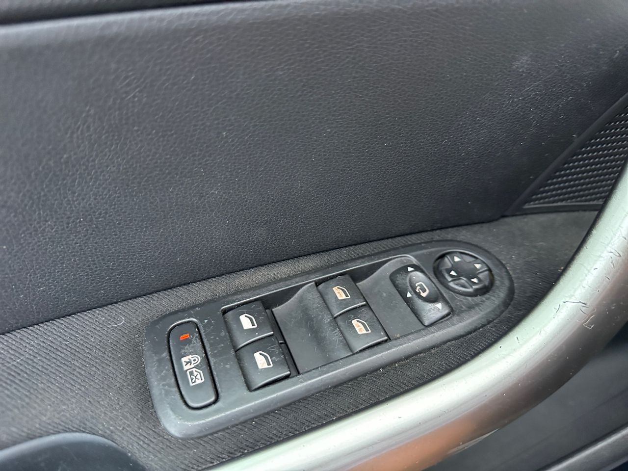 Peugeot 308 SW Active 1.6 e-HDI 115 FAP - foto 15