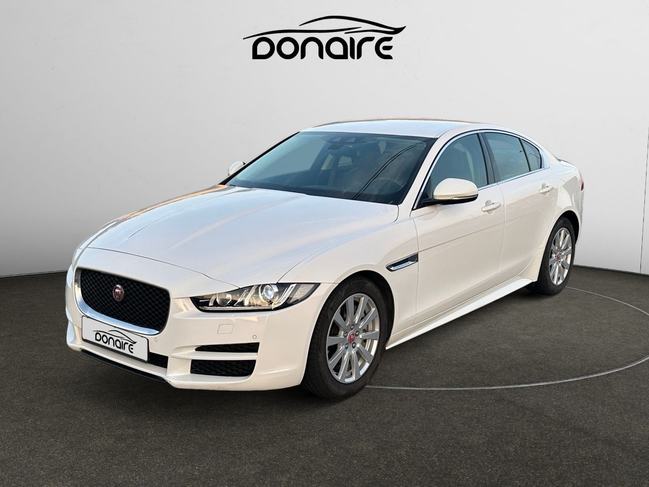 Jaguar XE 2.0 AJ200D Diesel RWD 180cv Prestige