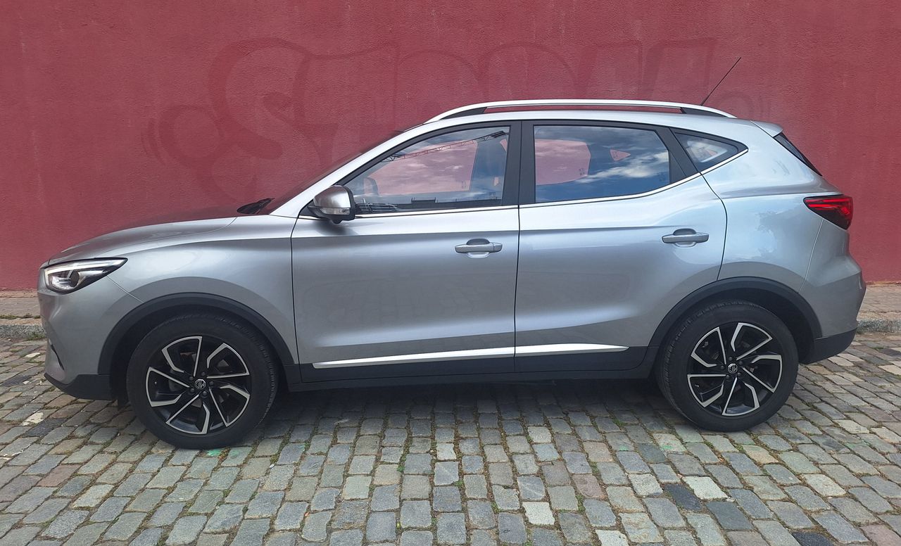 mg zs 2023 / foto grande (2)