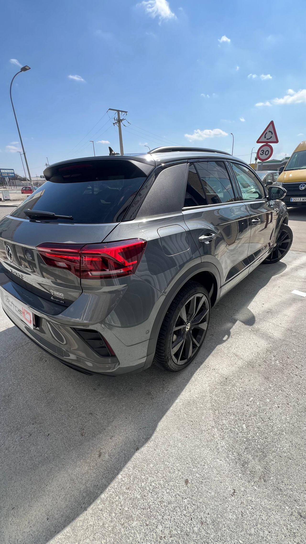 Volkswagen T-Roc RLine 2.0 TDI DSG 4x4 - Foto 8