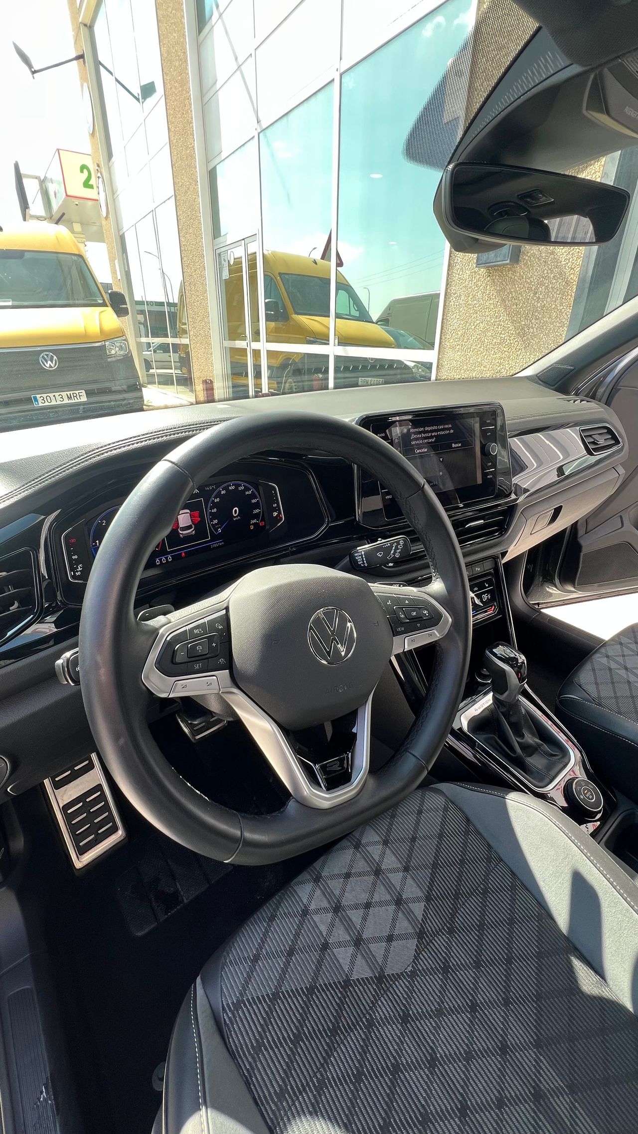 Volkswagen T-Roc RLine 2.0 TDI DSG 4x4 - Foto 17