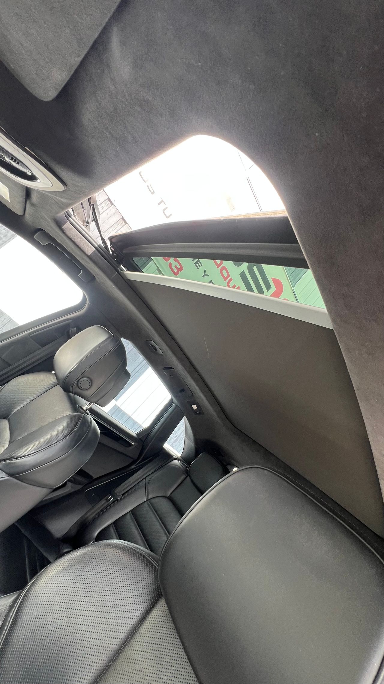 Porsche Macan turbo - Foto 19