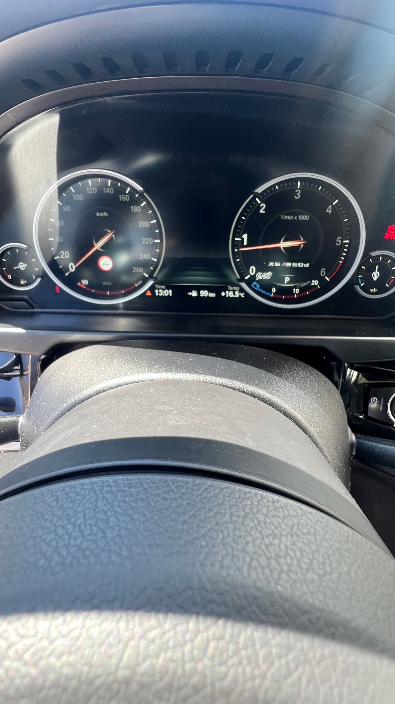 BMW X6 M50D - Foto 24