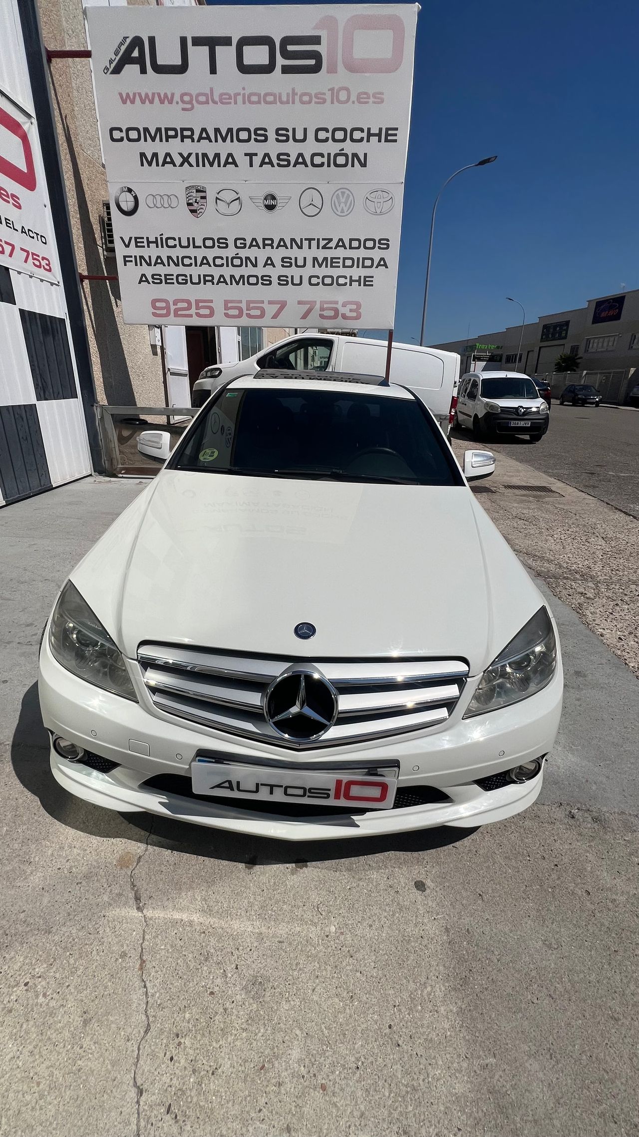 mercedes clase c 2009 / foto grande (3)