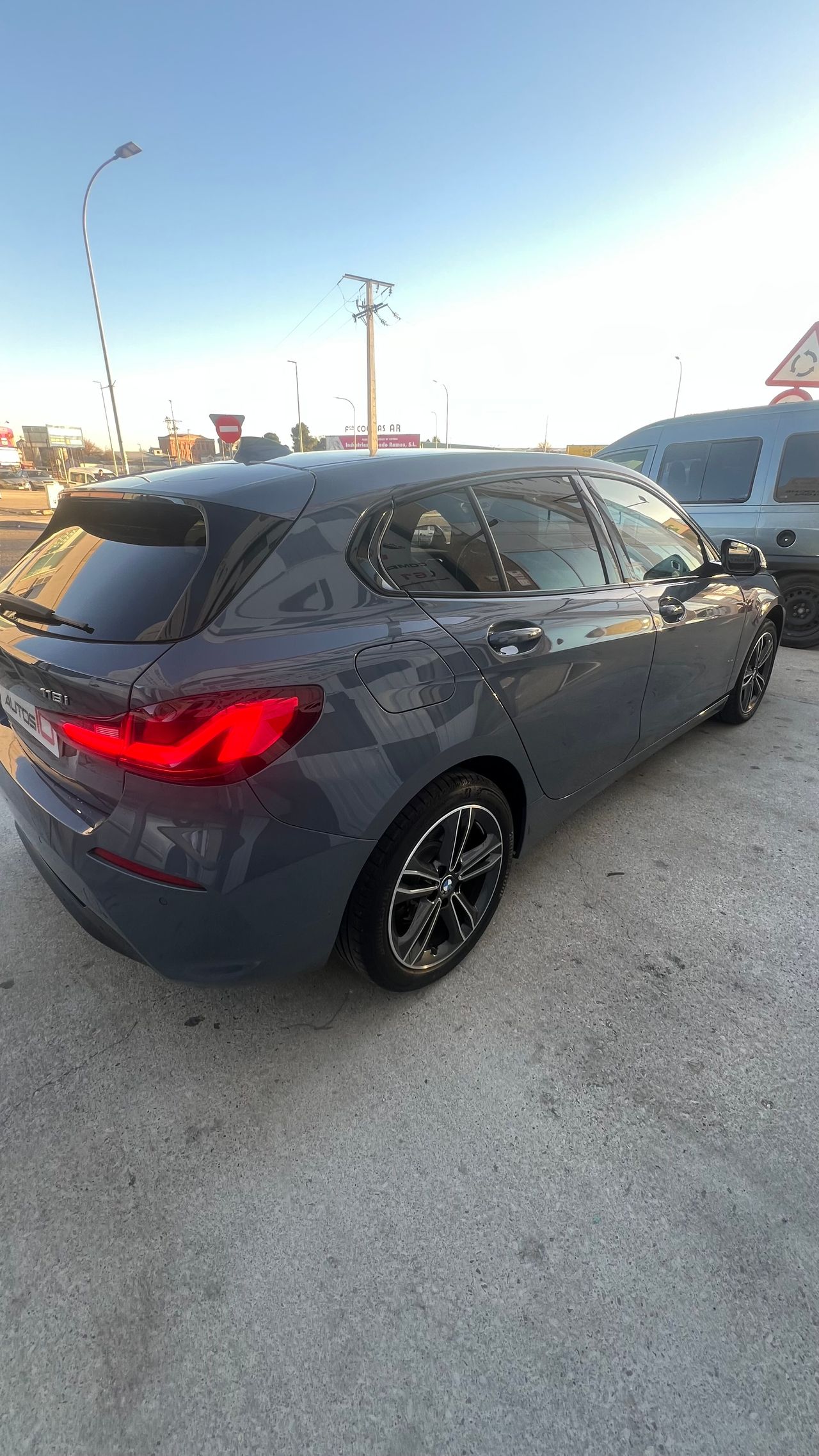 BMW Serie 1 118i automatico - Foto 8