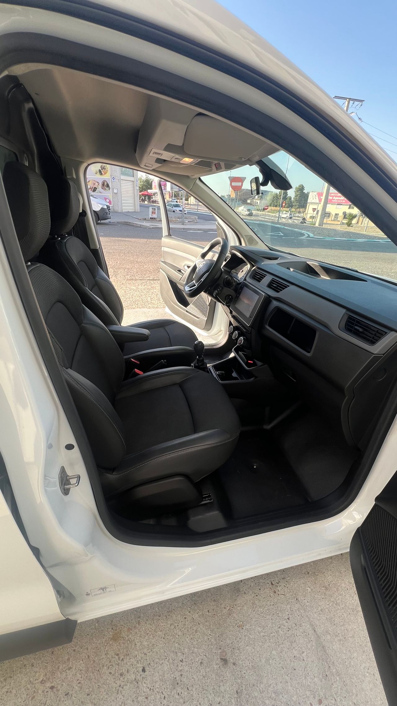 Renault Express Advance 1.5 Blue dCi 55 kW Ecoleader 2023 - Foto 11