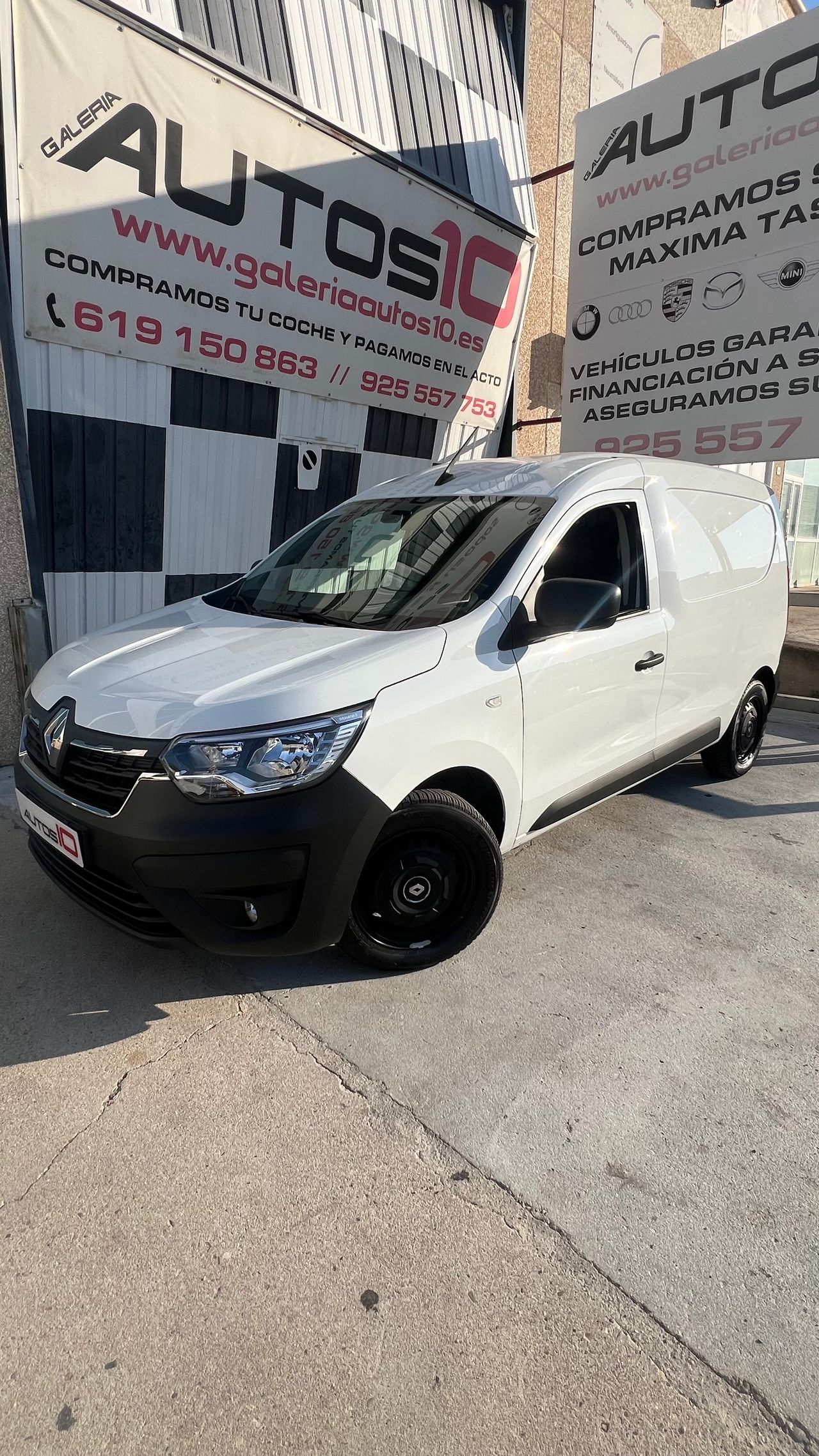 renault express 2023 /