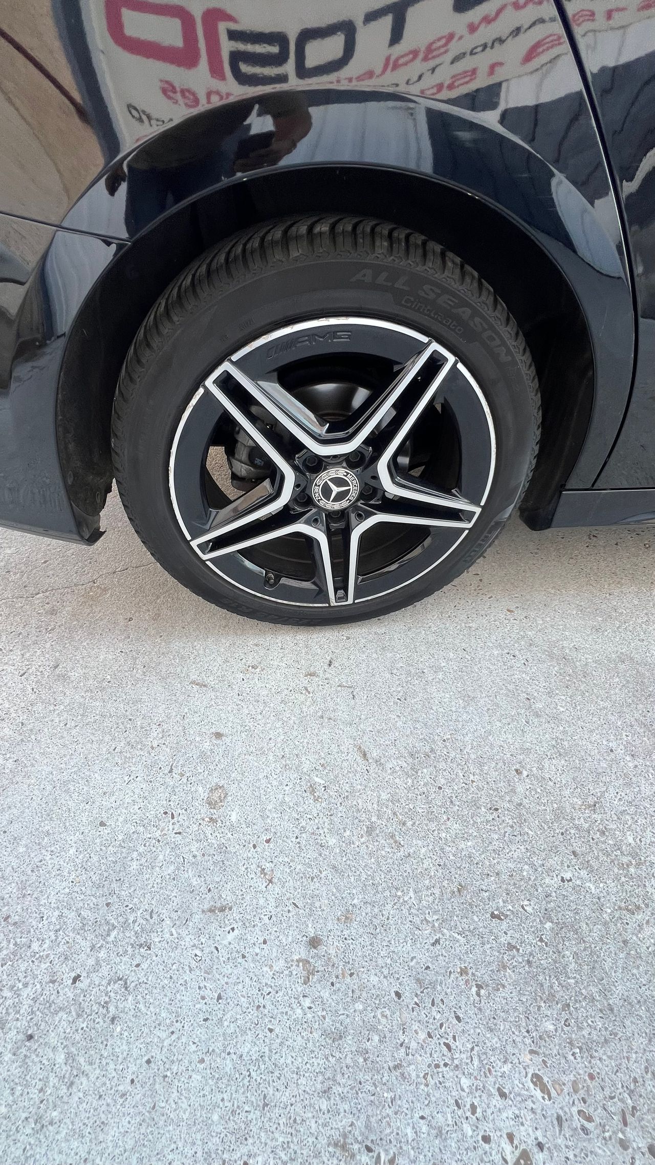 Mercedes Clase A 180 d CAMBIO AUTOMATICO PACK AMG - Foto 9