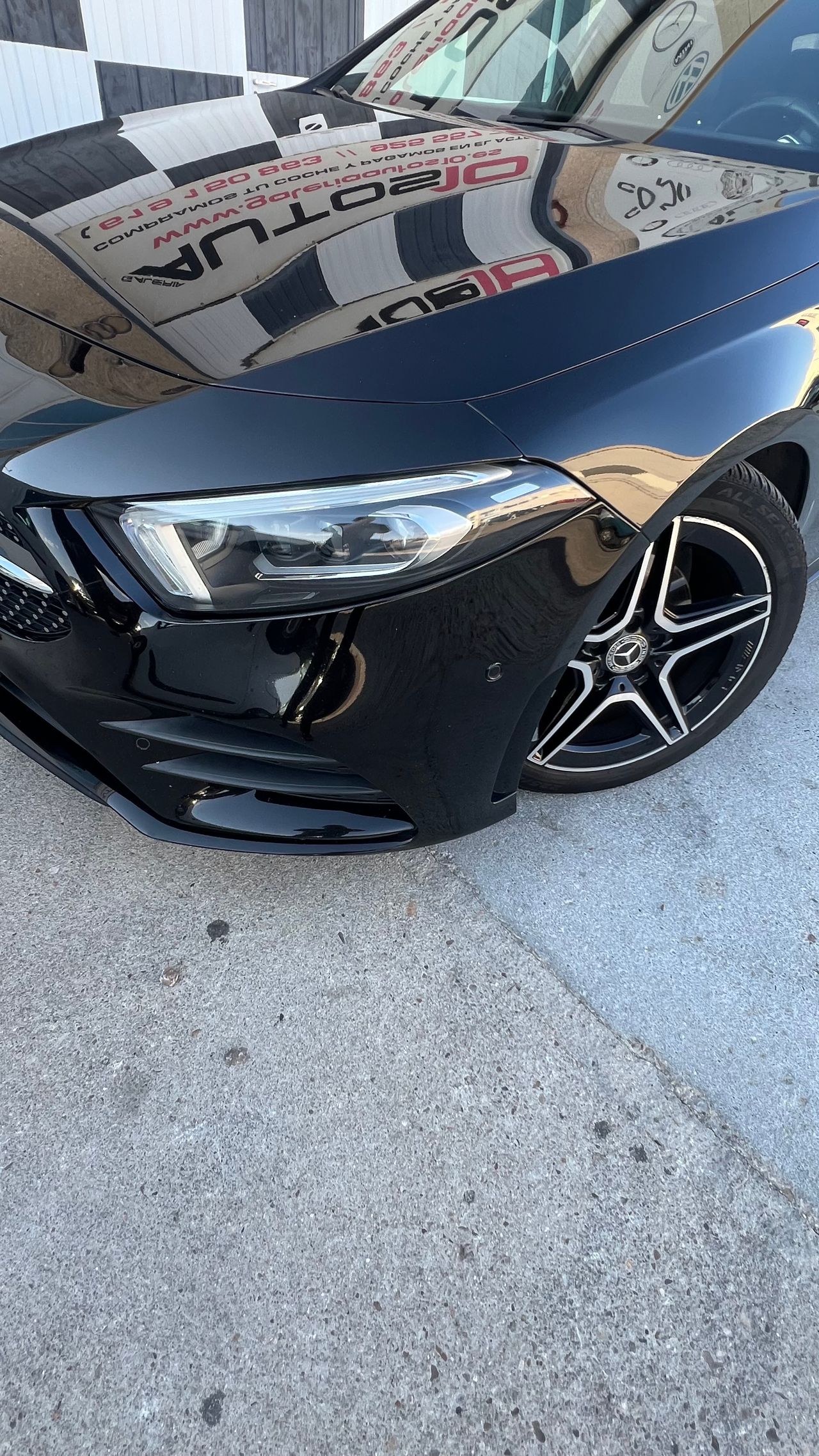 Mercedes Clase A 180 d CAMBIO AUTOMATICO PACK AMG - Foto 3