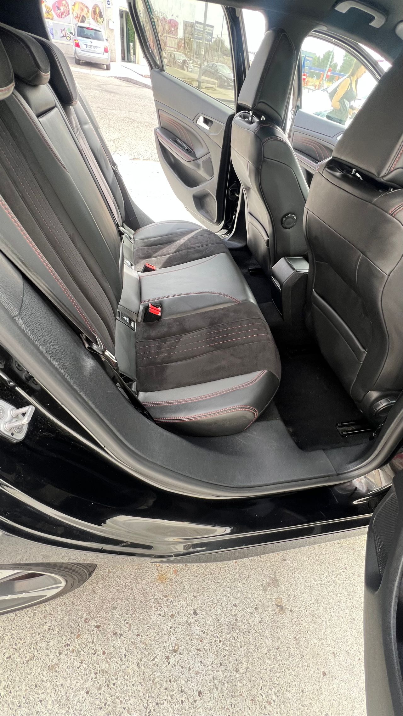 Peugeot 308 GT 180 CV - Foto 9