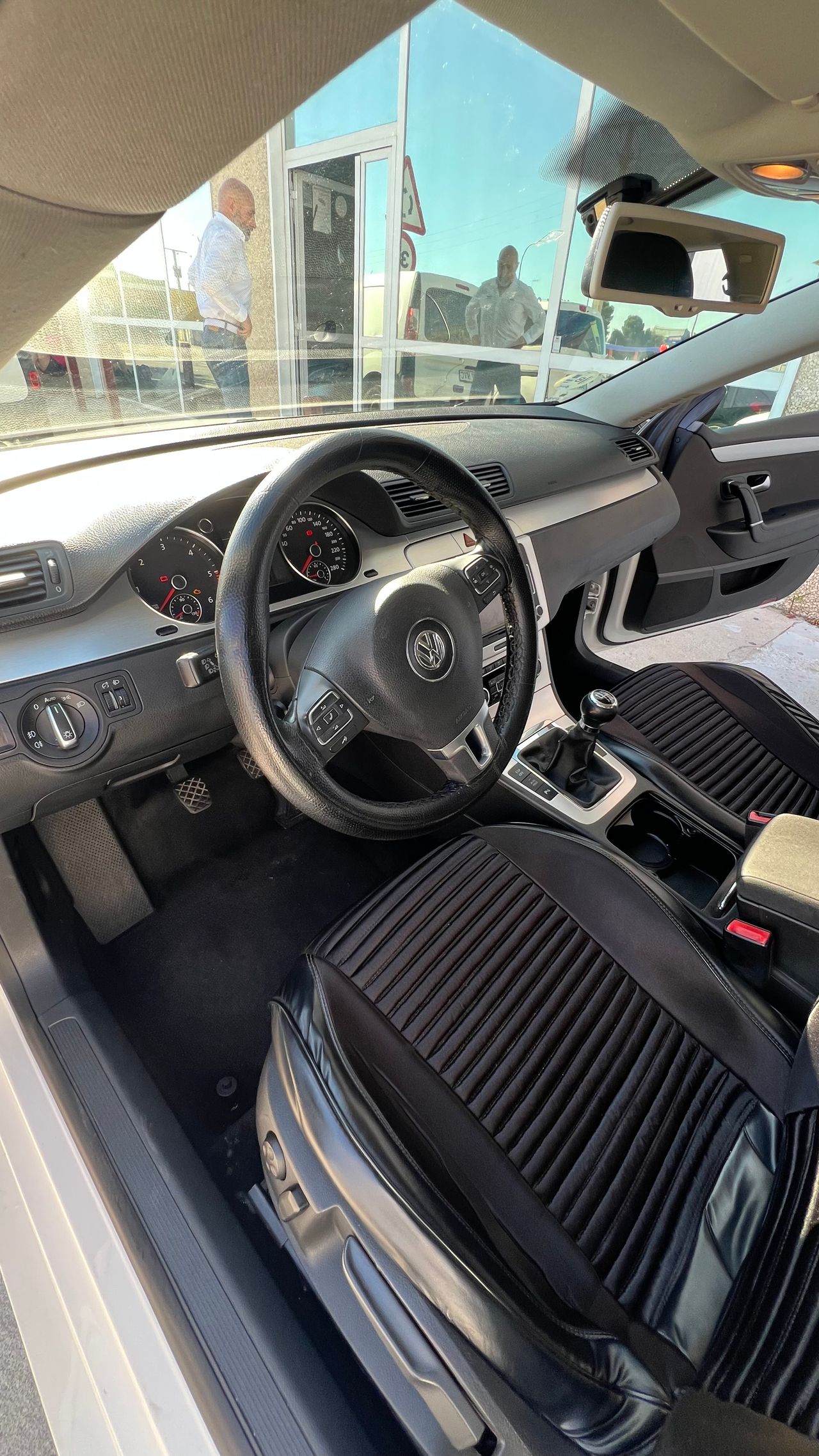 Volkswagen Passat CC 2.0 tdi 140cv manual - Foto 15