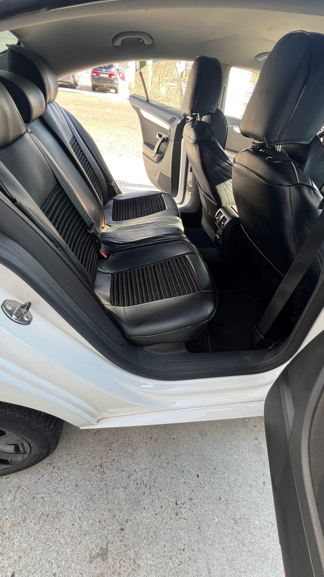 Volkswagen Passat CC 2.0 tdi 140cv manual - Foto 9