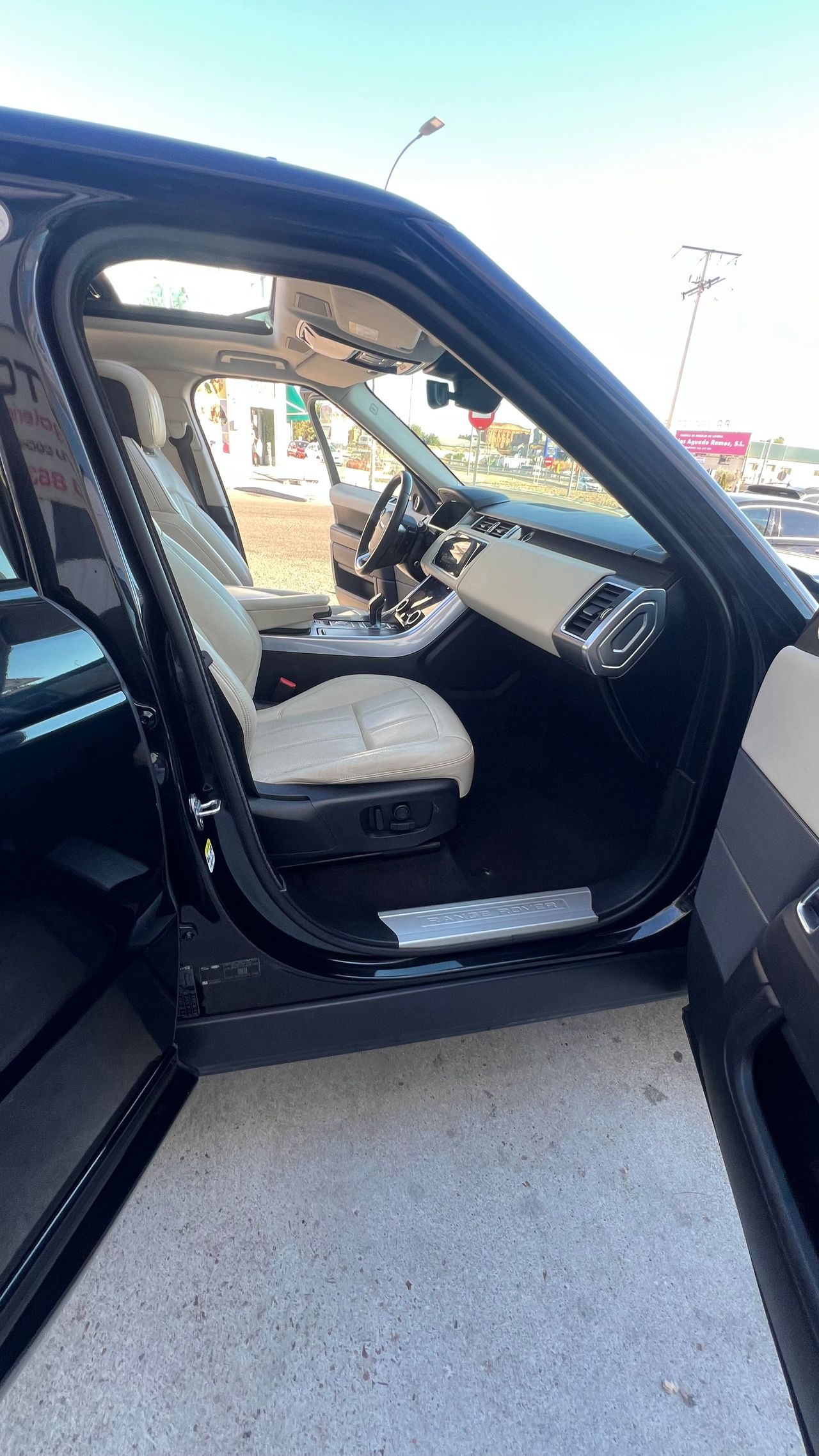 Land-Rover Range Rover Sport hibrido enchufable 300 cv - Foto 13