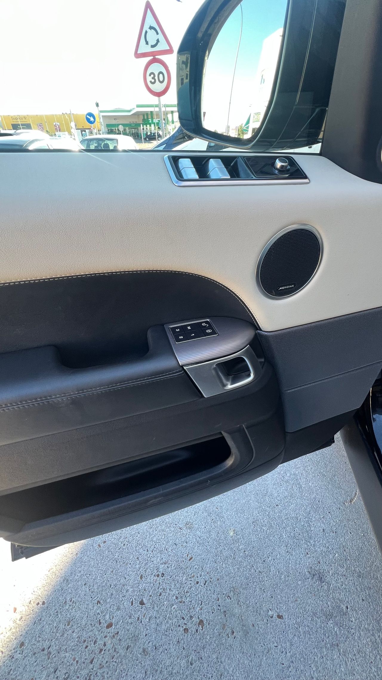 Land-Rover Range Rover Sport hibrido enchufable 300 cv - Foto 18