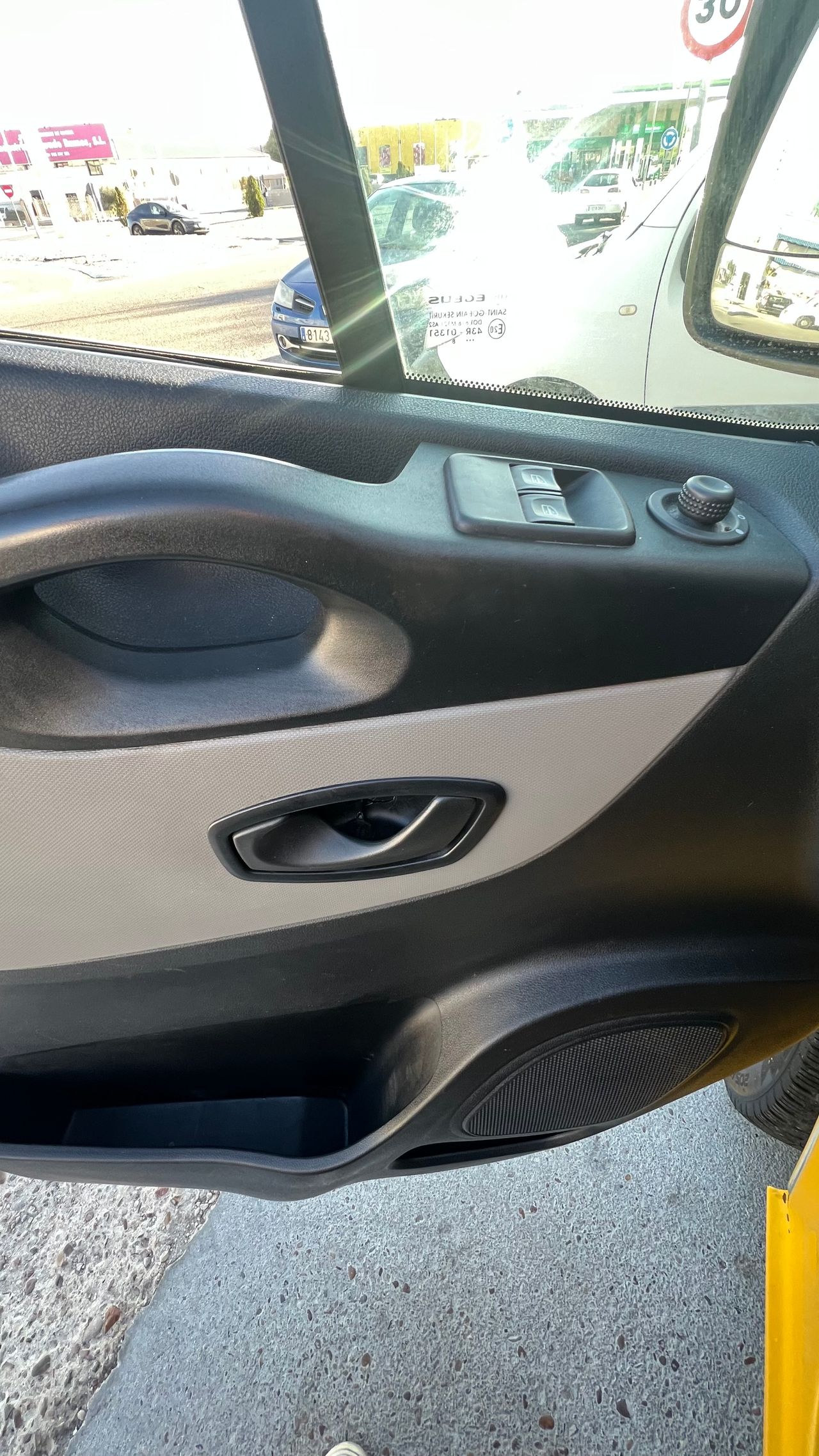 Renault Trafic 95cv - Foto 16