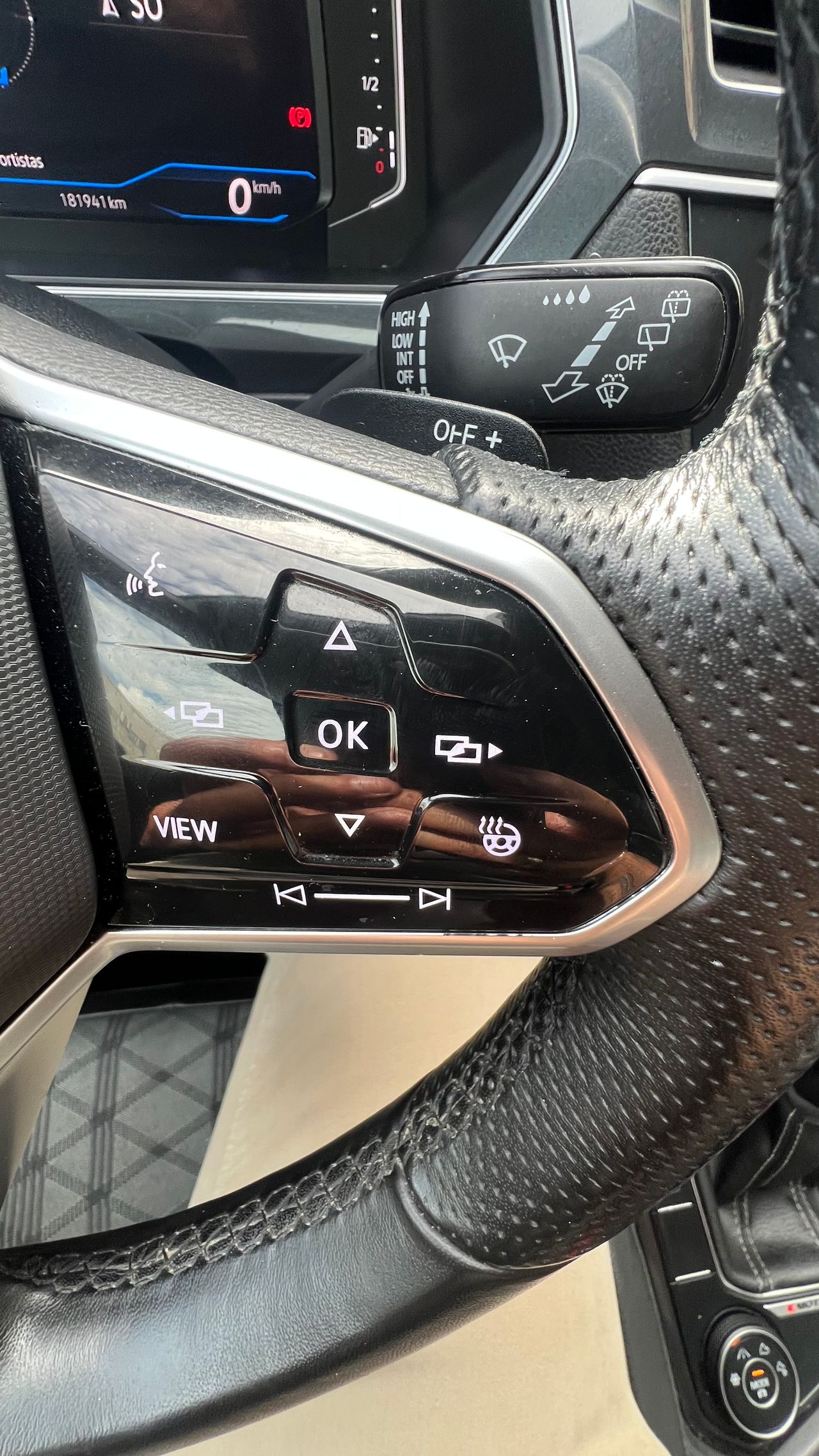 Volkswagen Tiguan R LINE 4 MOTION - Foto 24