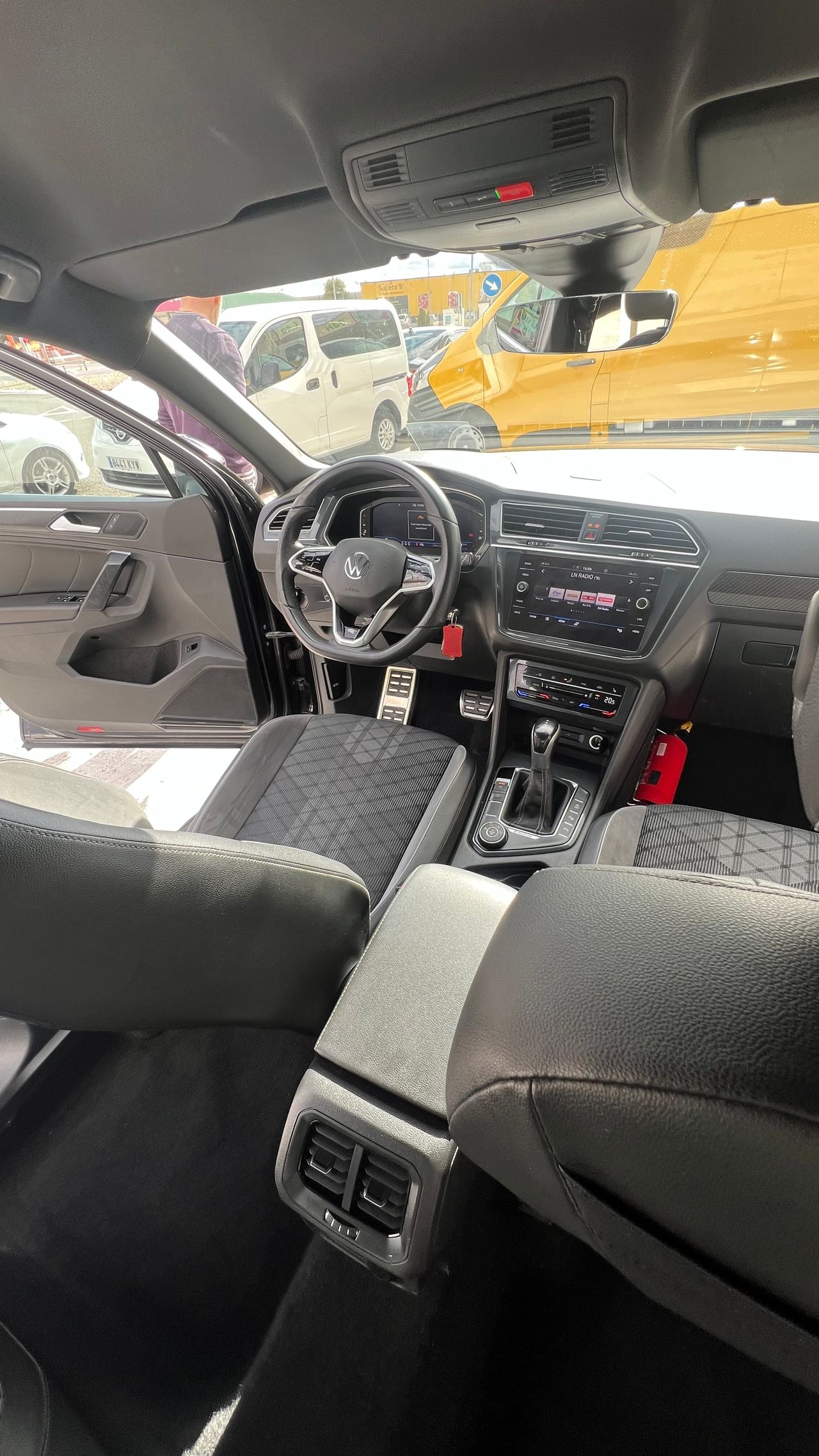 Volkswagen Tiguan R LINE 4 MOTION - Foto 12