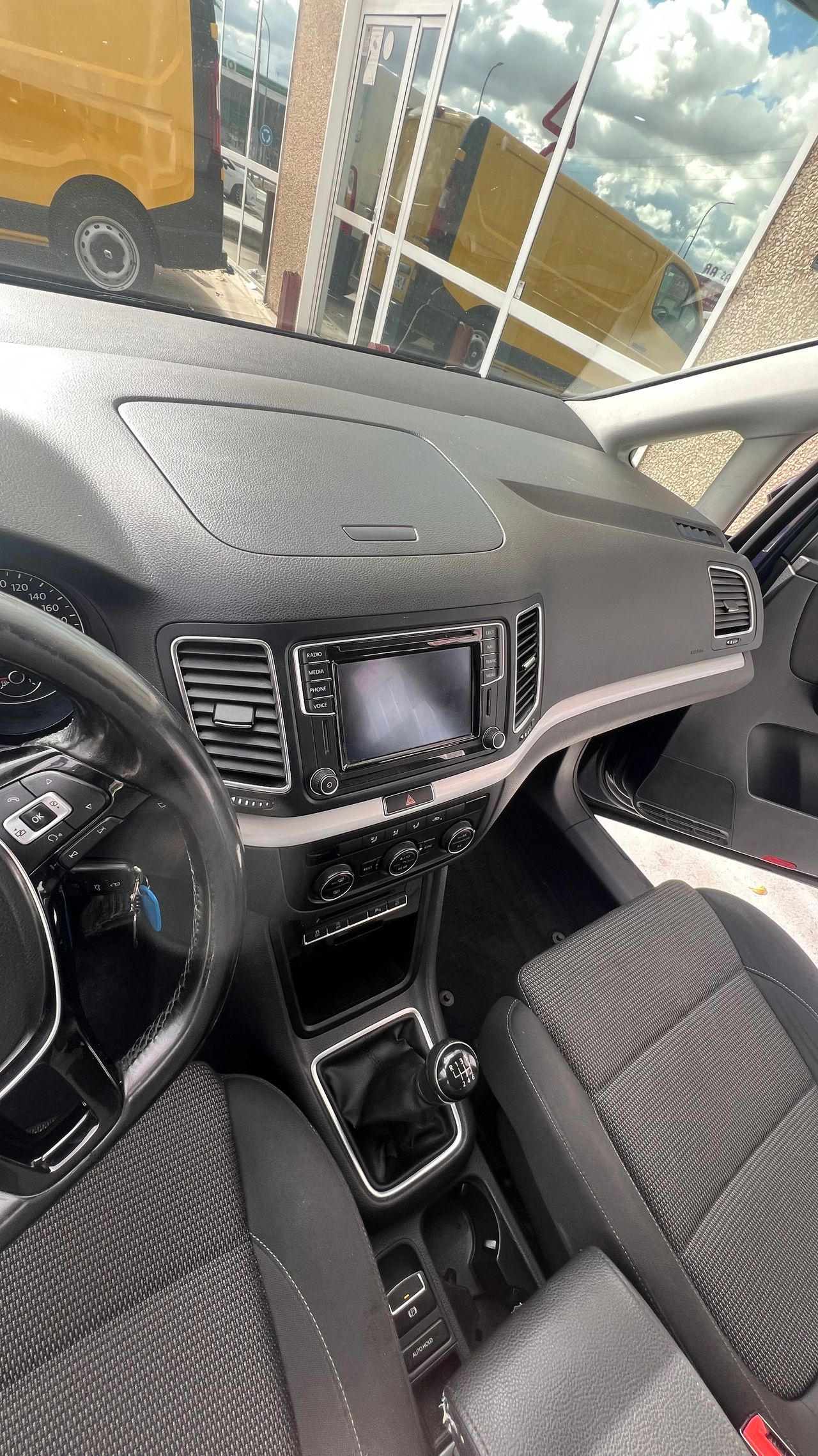 Volkswagen Sharan Advance 2.0 TDI 135kW184CV BMT - Foto 14