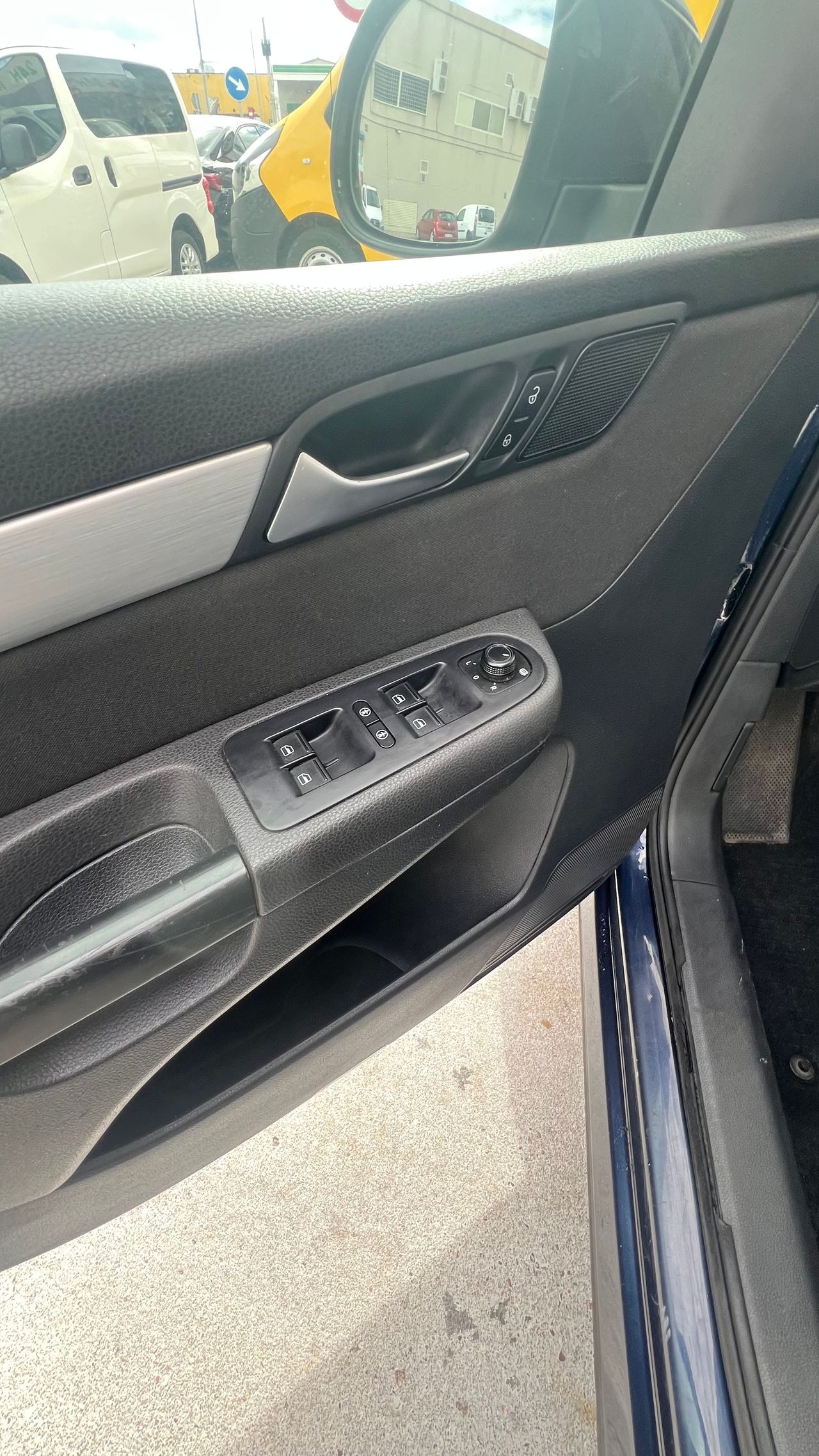 Volkswagen Sharan Advance 2.0 TDI 135kW184CV BMT - Foto 13