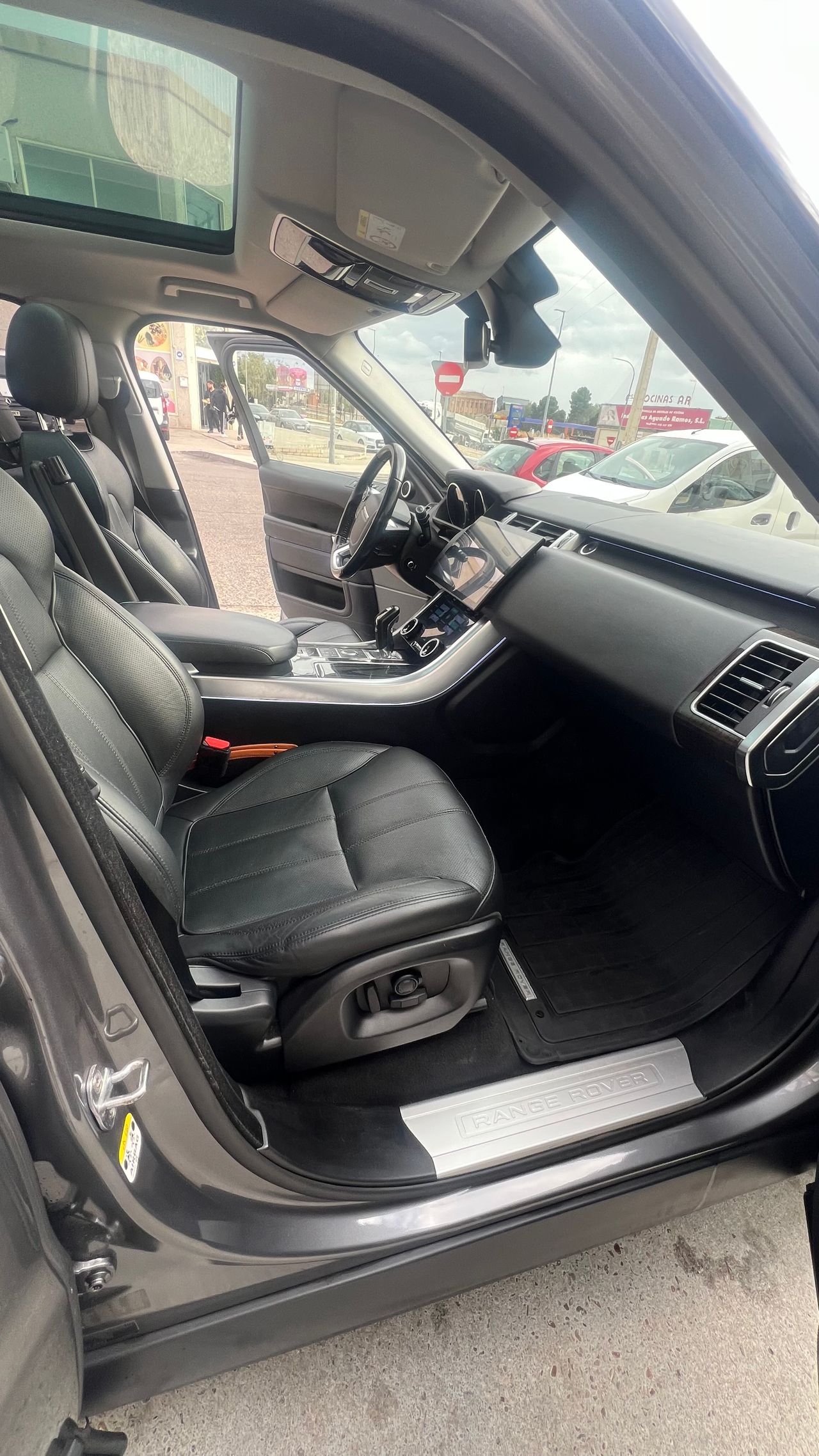 Land-Rover Range Rover Sport 306CV - Foto 15