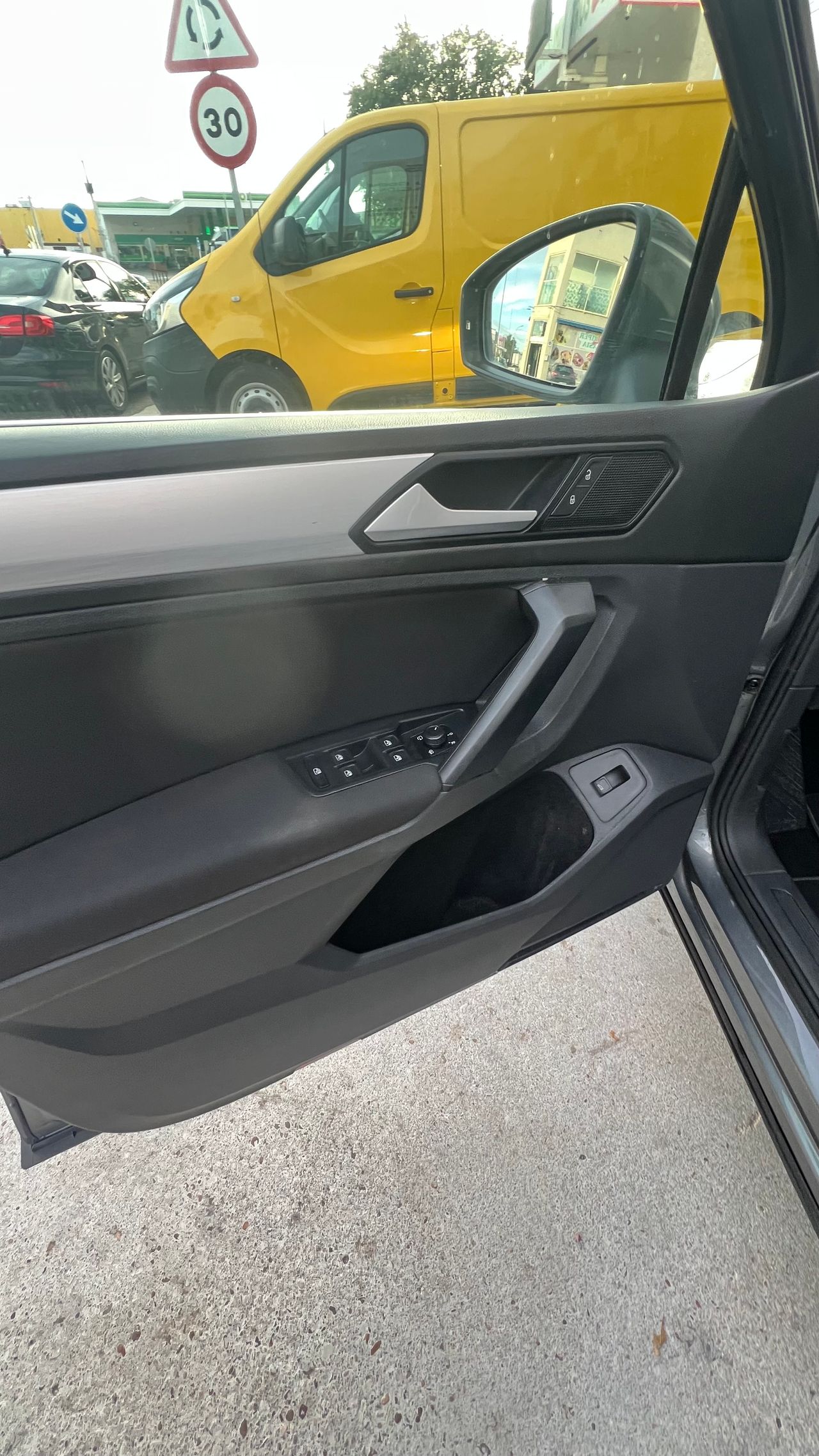 Volkswagen Tiguan 150 cv - Foto 15