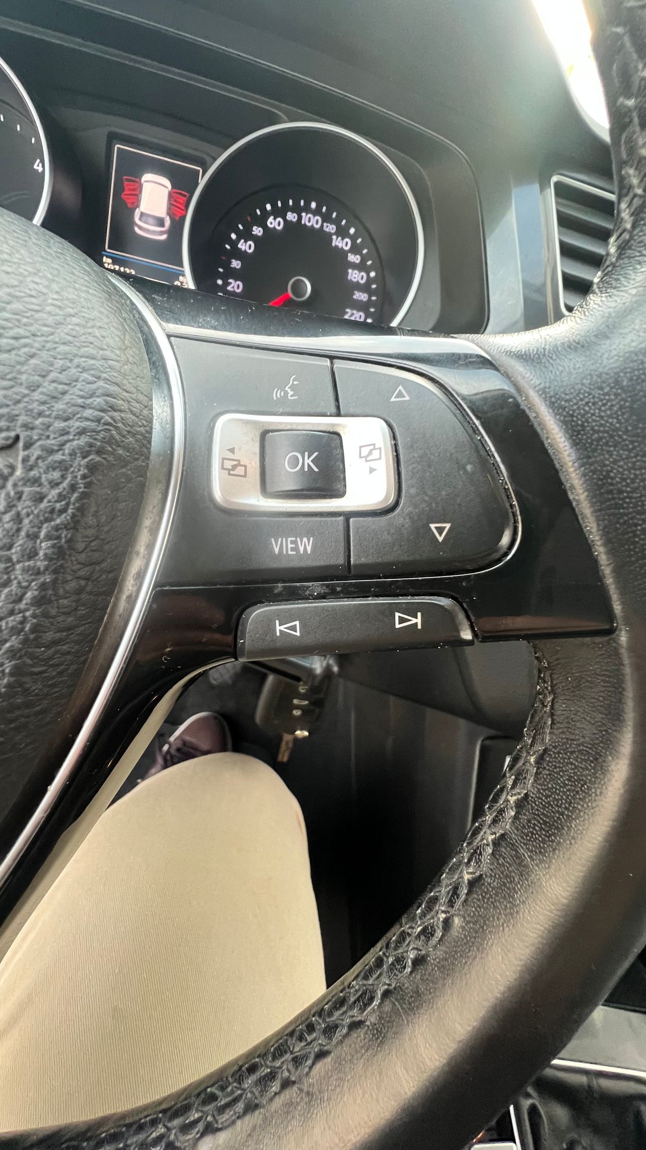 Volkswagen Tiguan 150 cv - Foto 18