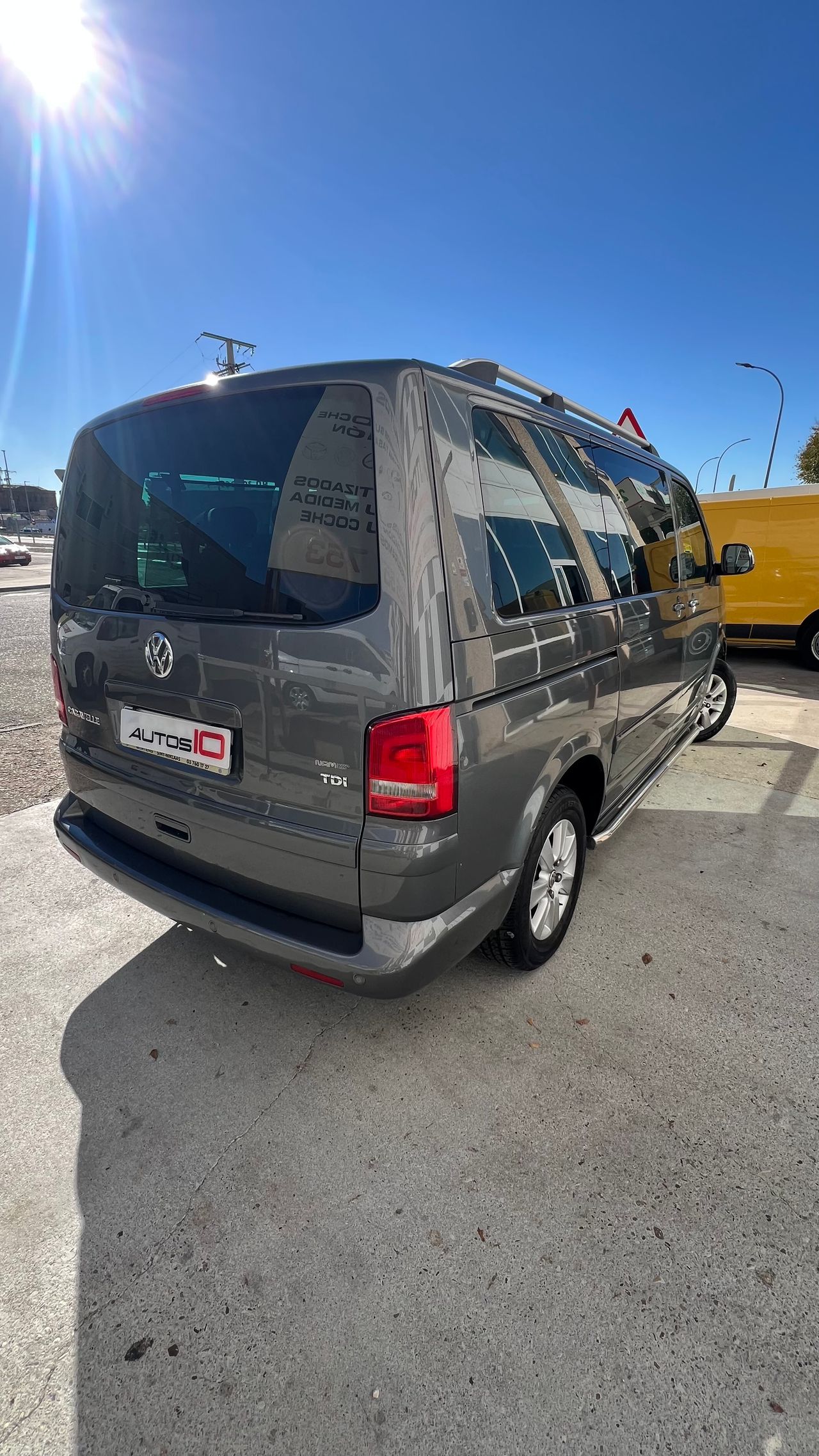 Volkswagen Caravelle 2.0 TDI 140 4m Comfortline Edition 8plazas - Foto 8