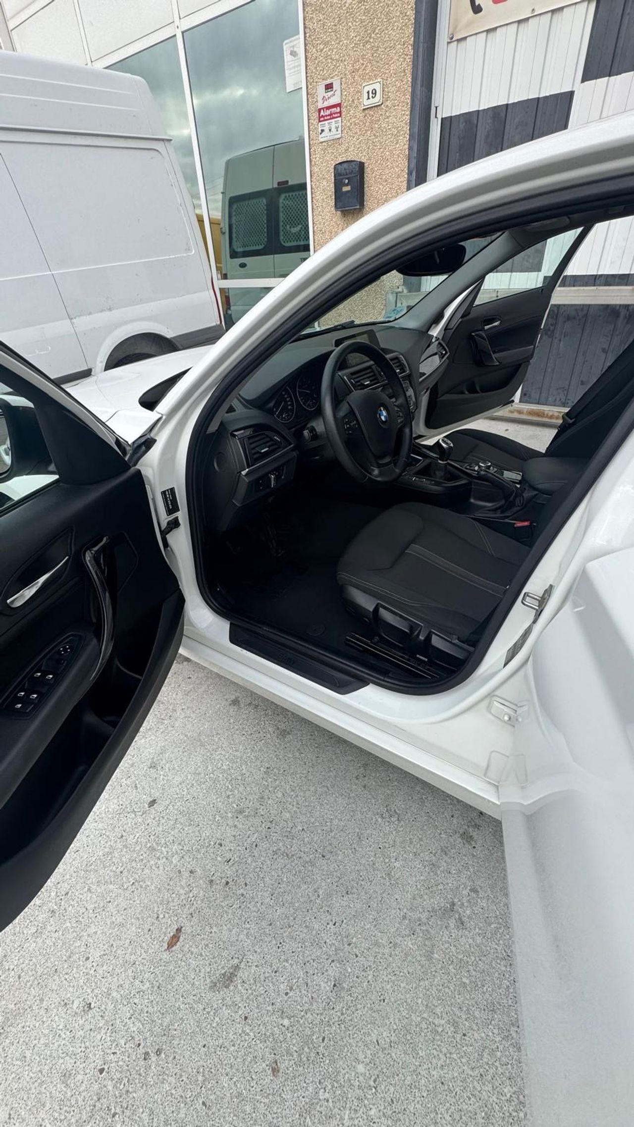 BMW Serie 1 116d - Foto 16