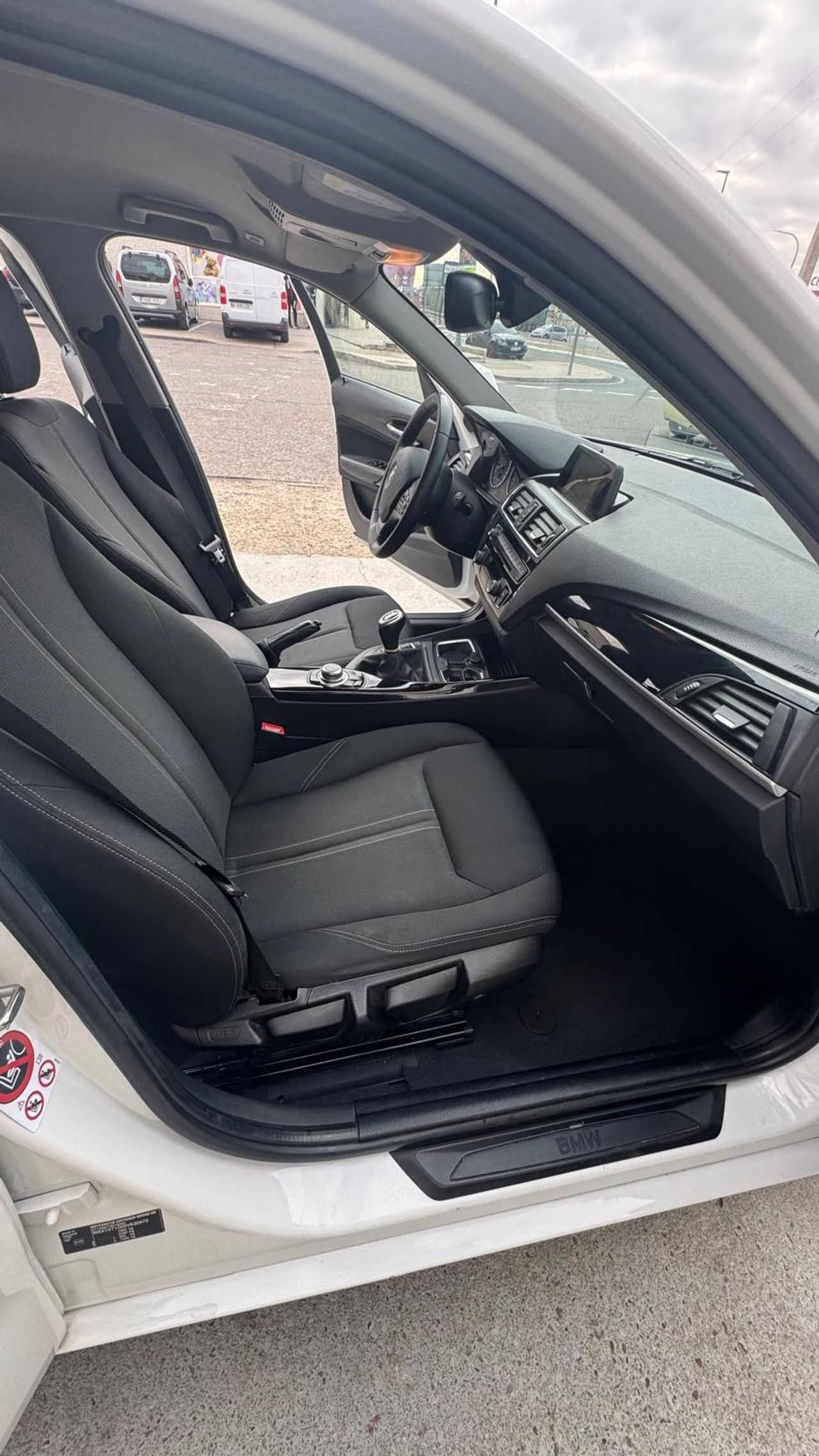 BMW Serie 1 116d - Foto 12