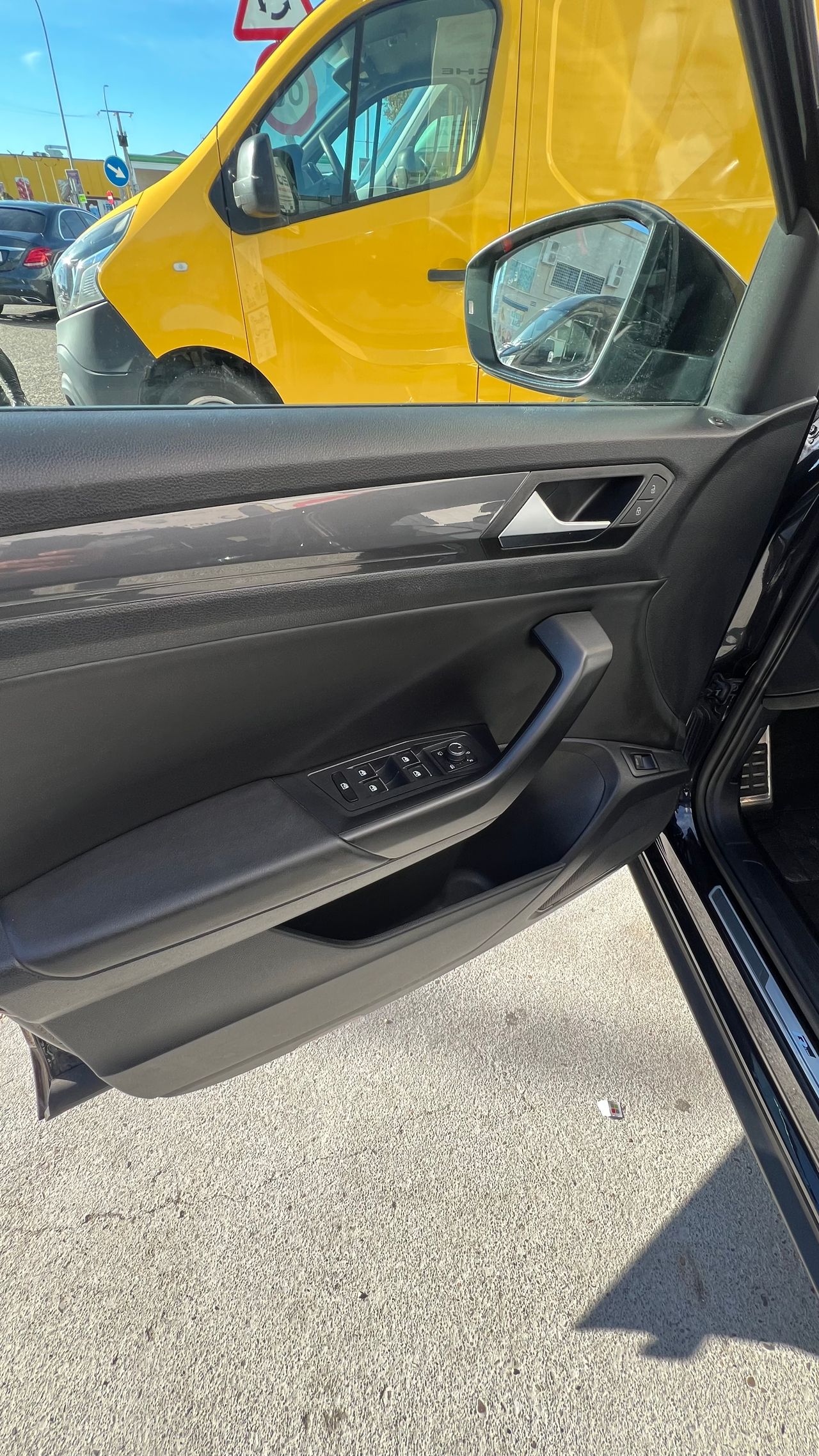 Volkswagen T-Roc troc 150cv - Foto 17