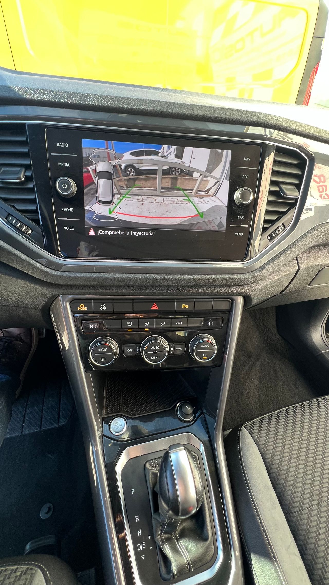 Volkswagen T-Roc troc 150cv - Foto 22