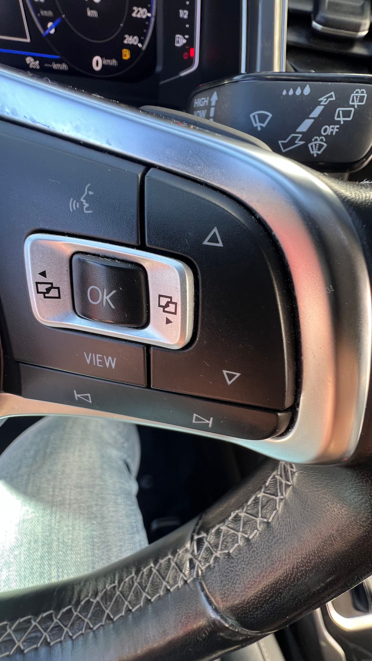 Volkswagen T-Roc troc 150cv - Foto 20