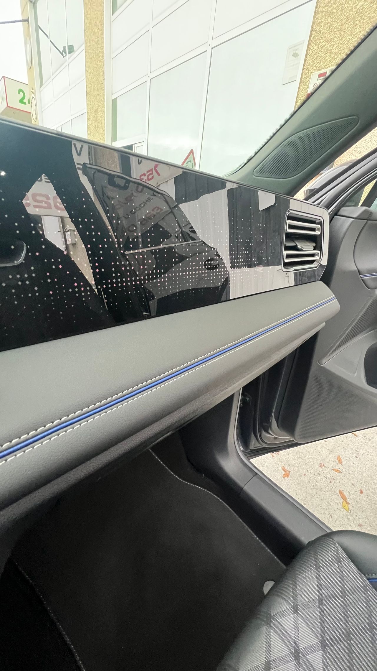 Volkswagen Tiguan RLine 2.0 TDI DSG 4Motion - Foto 26