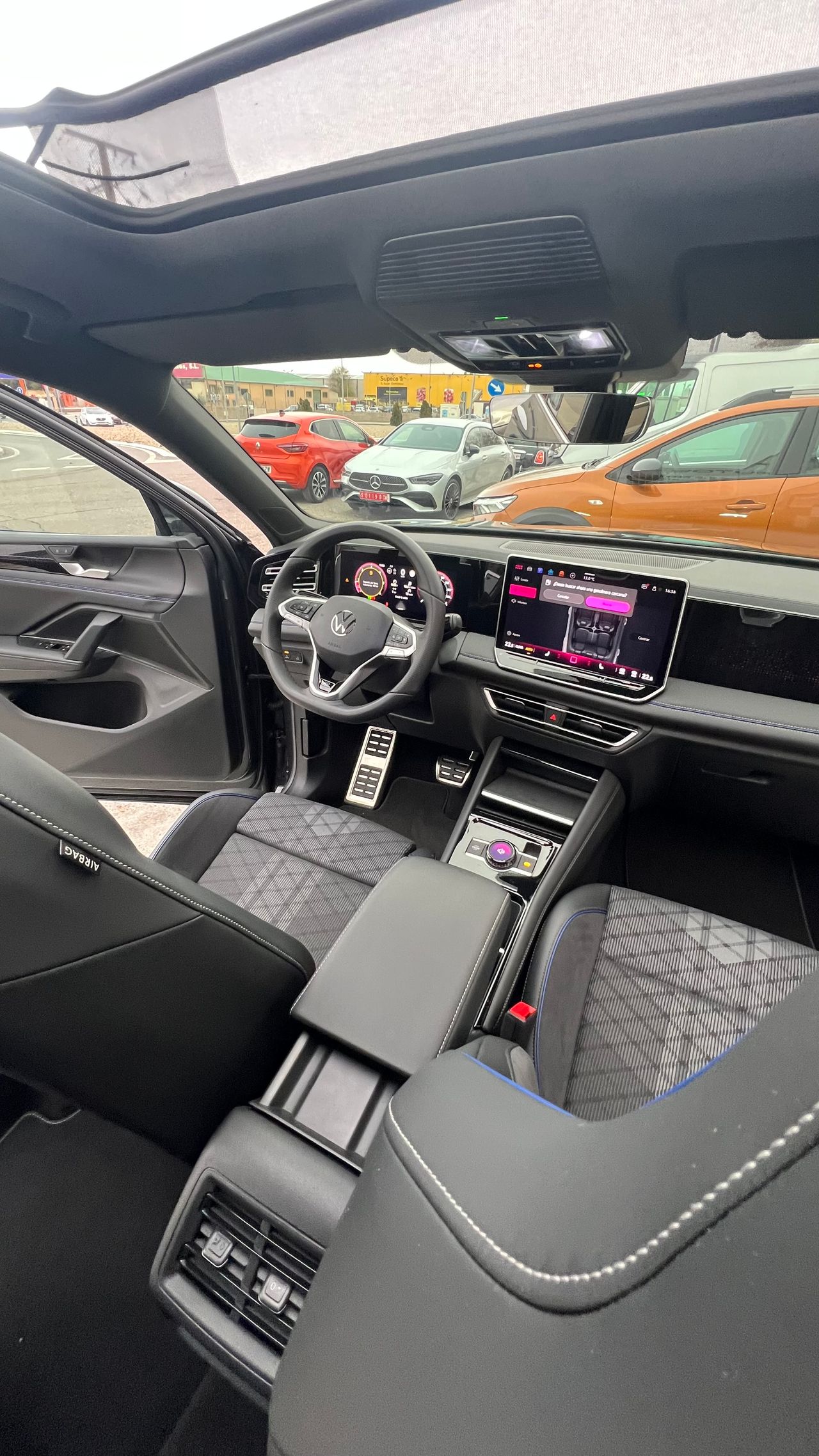 Volkswagen Tiguan RLine 2.0 TDI DSG 4Motion - Foto 12