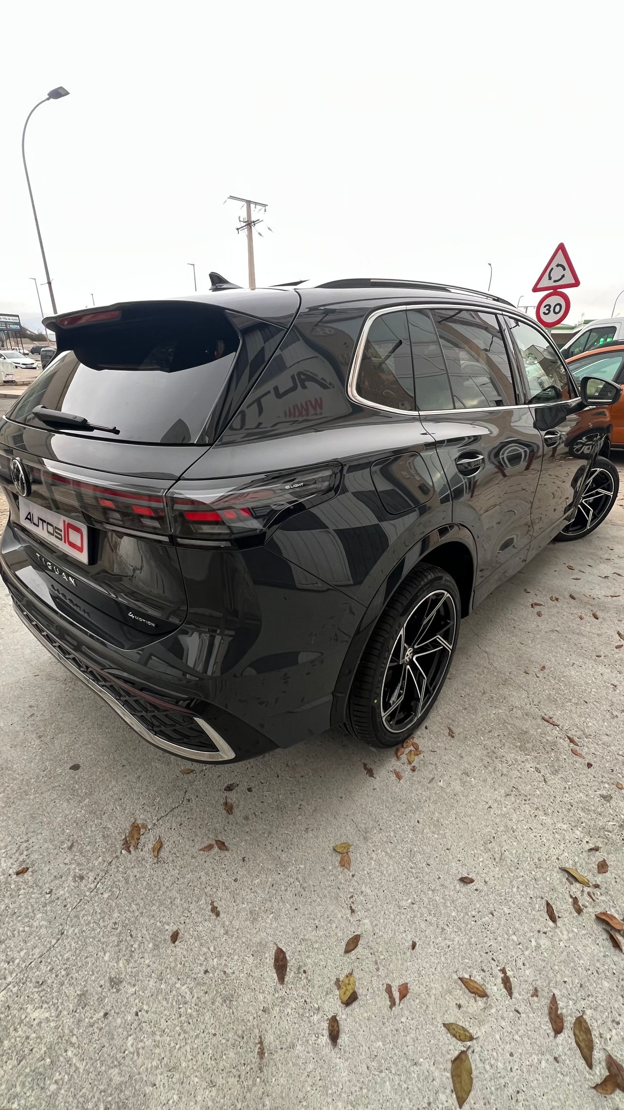 Volkswagen Tiguan RLine 2.0 TDI DSG 4Motion - Foto 8